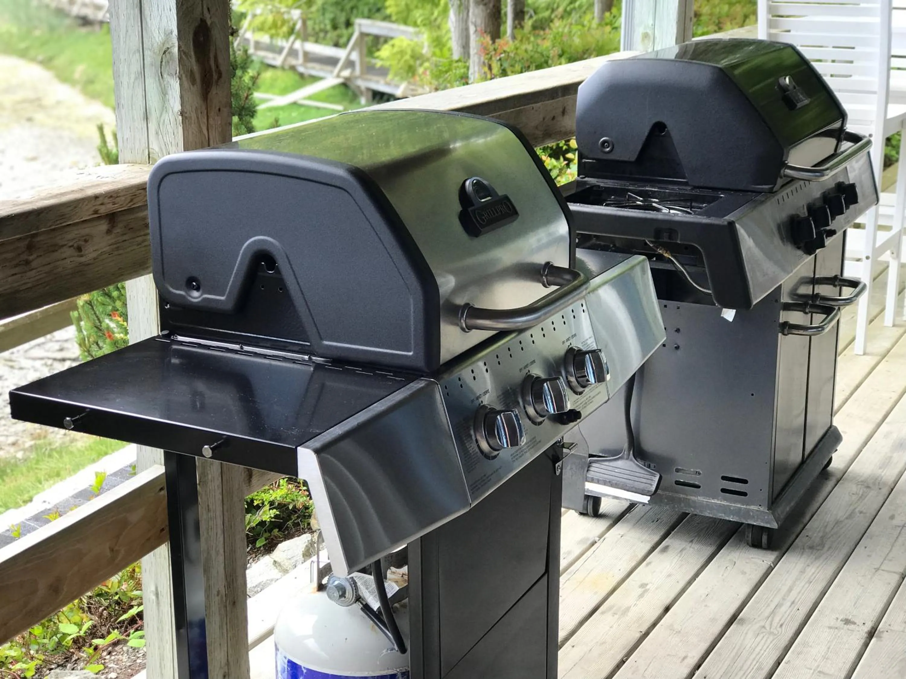 BBQ facilities in Waters Edge Shoreside Suites