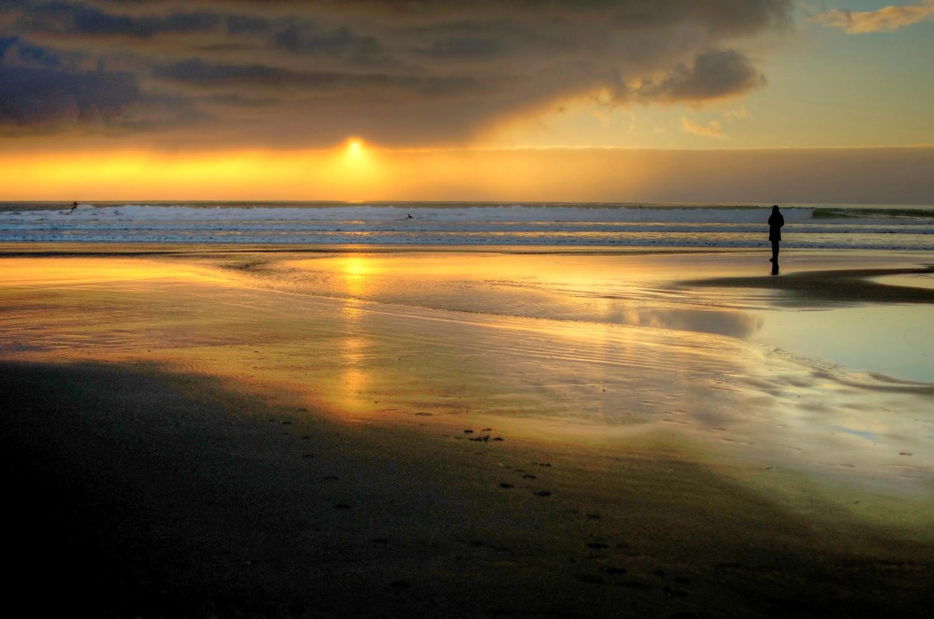 Beach in Waters Edge Shoreside Suites