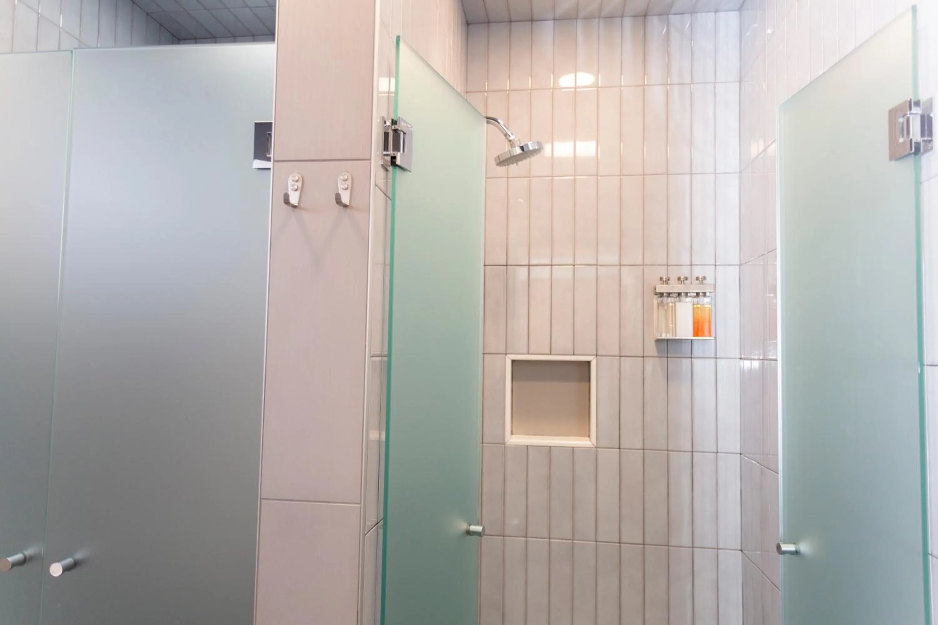 Chicago Parthenon Hostel