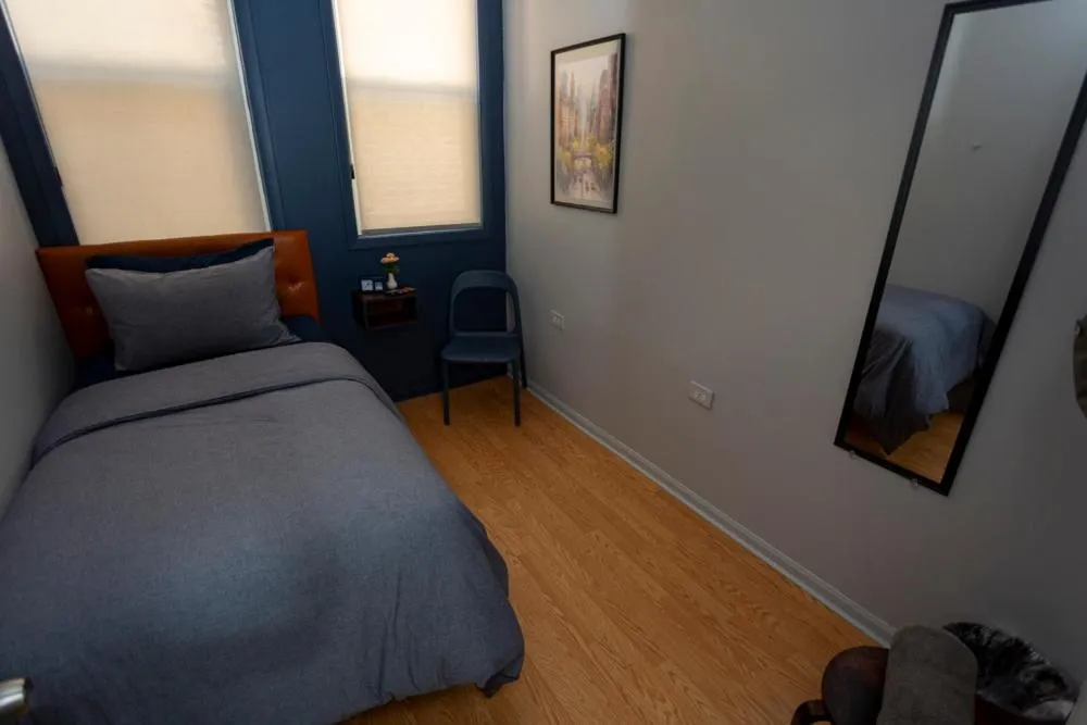 Bed in Chicago Parthenon Hostel