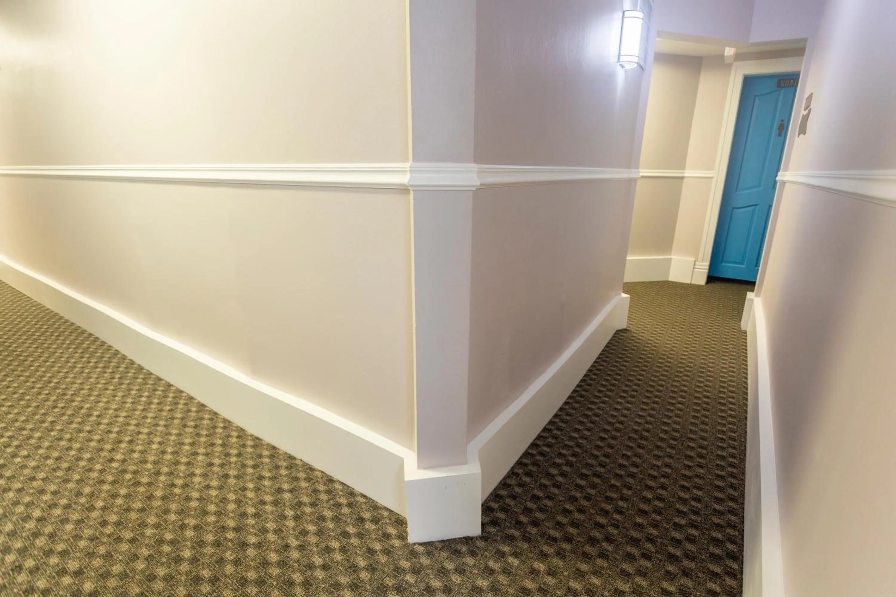 Property building in Chicago Parthenon Hostel