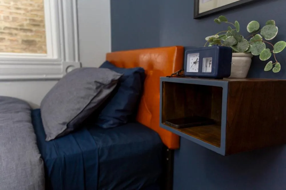 Chicago Parthenon Hostel