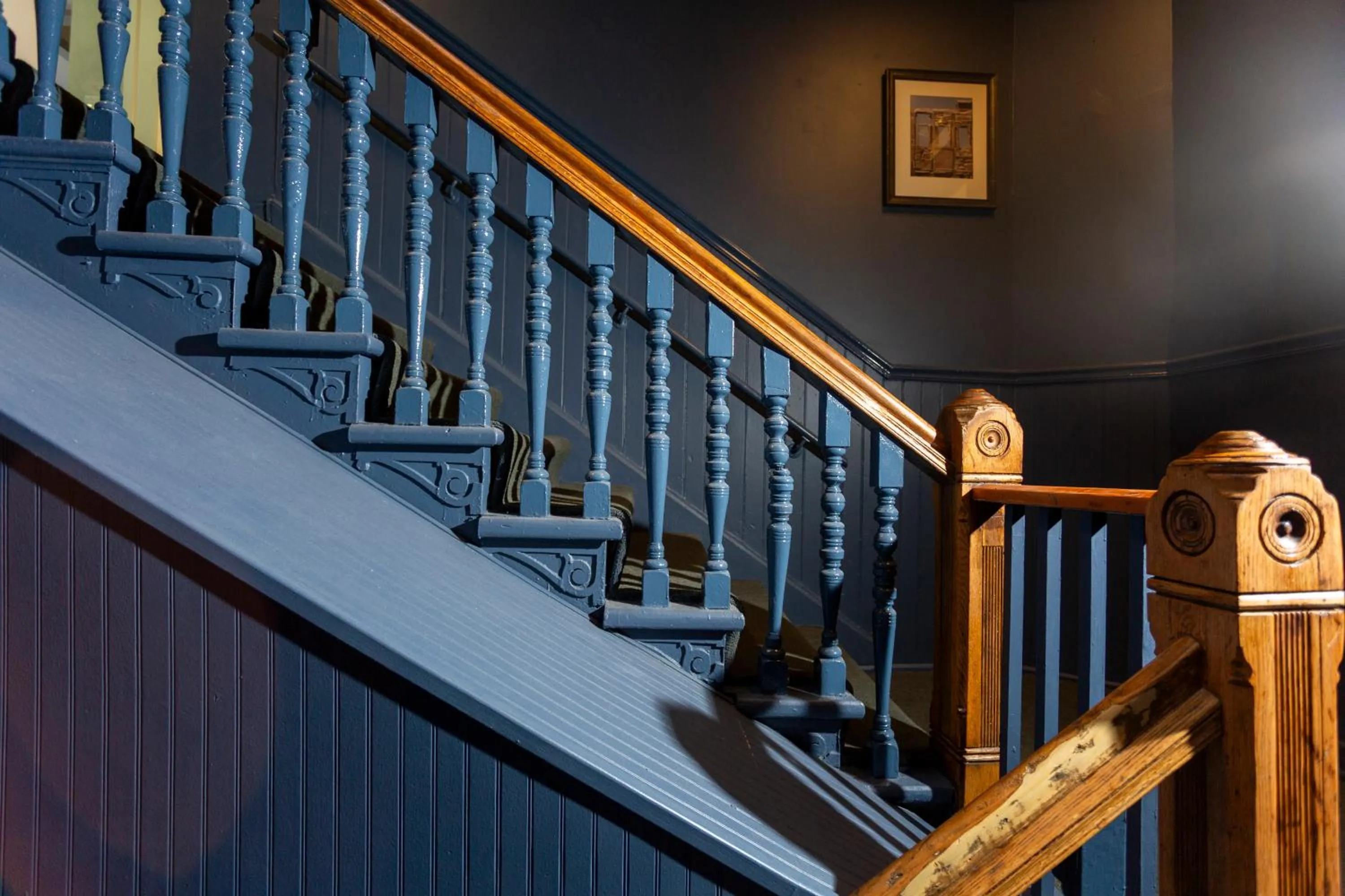 Property building in Chicago Parthenon Hostel