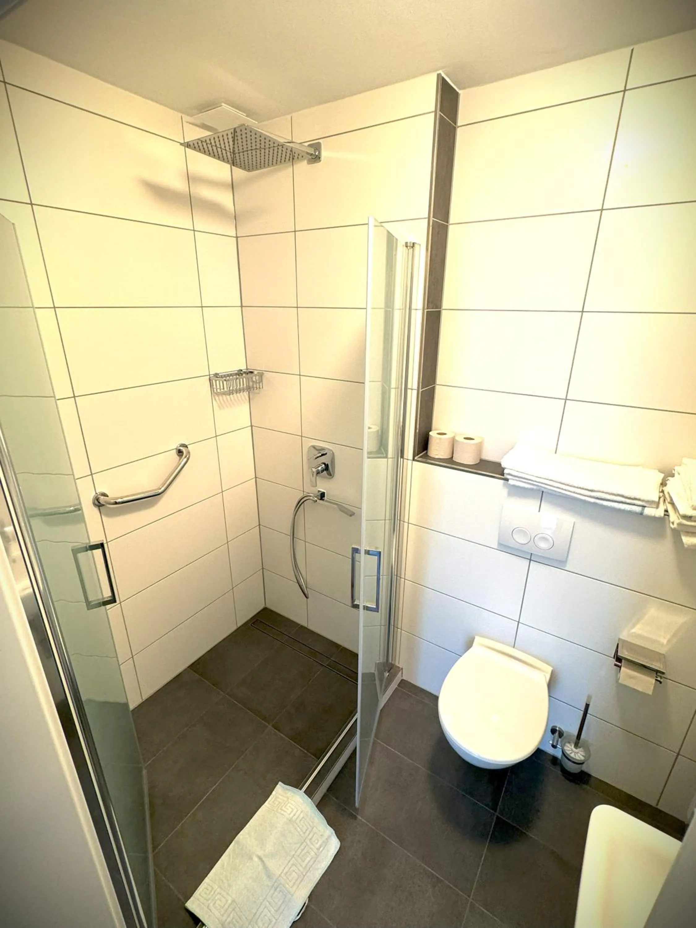 Bathroom in Berghotel Glockenberg