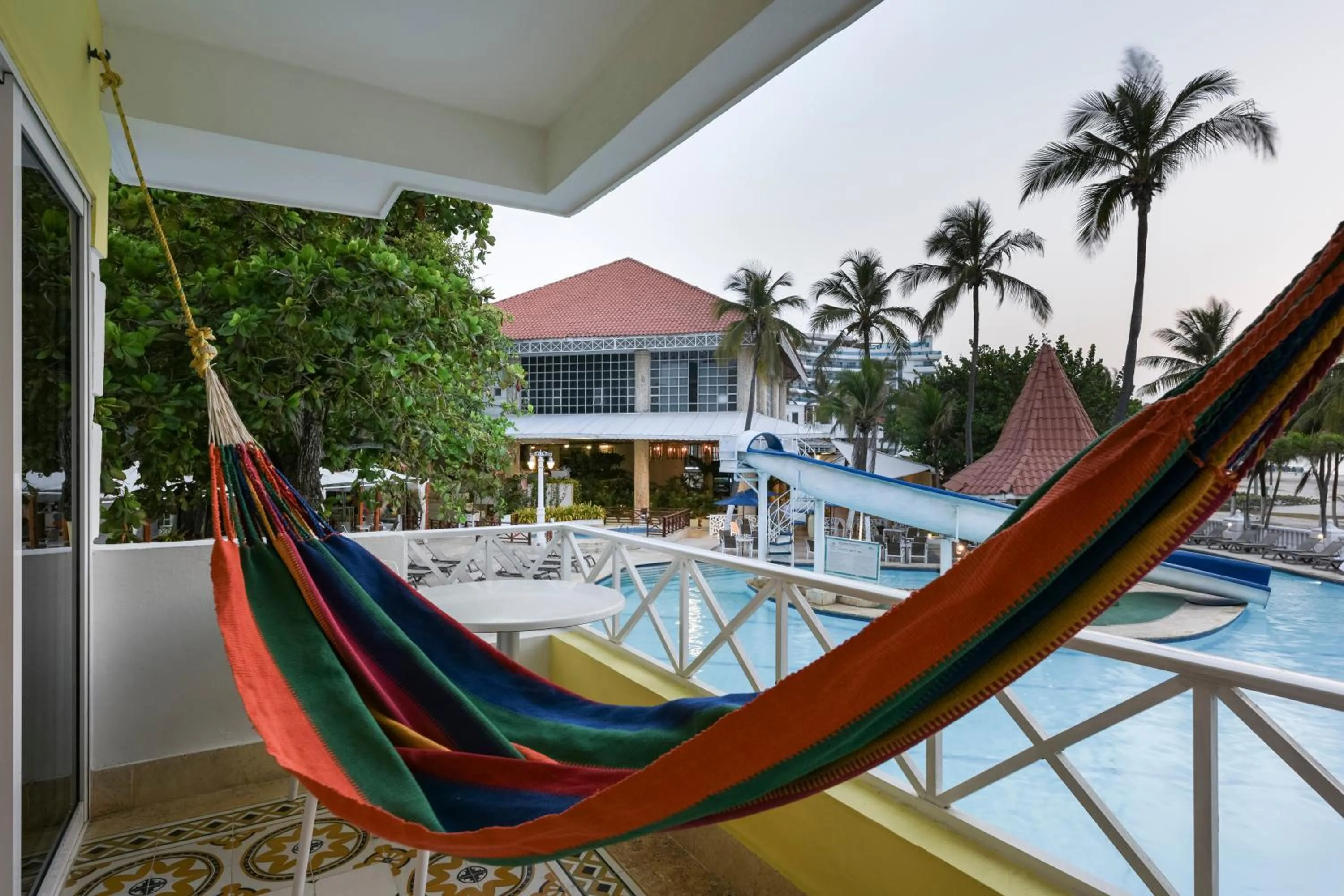 Day in Hotel Las Americas Casa de Playa