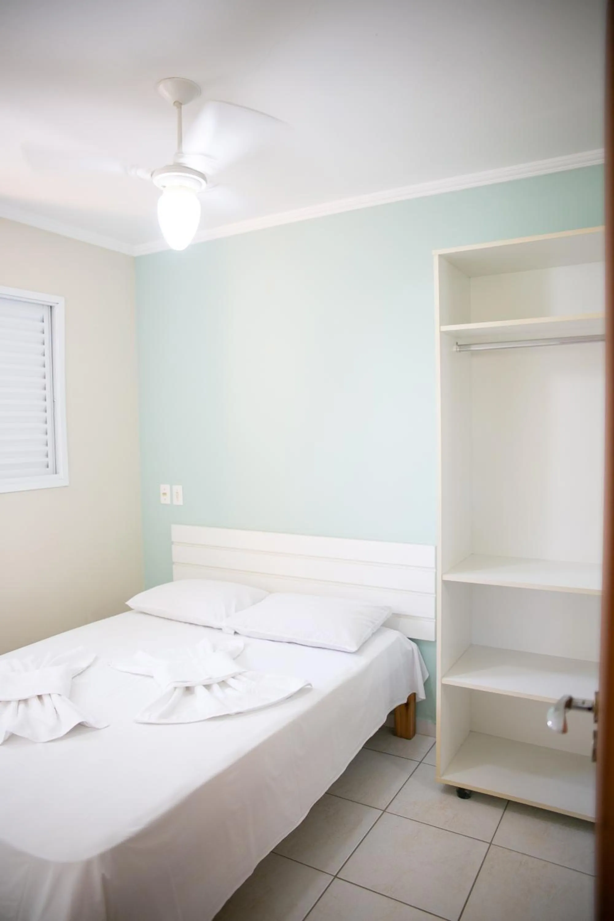 Bed in Lorenza by Paramar