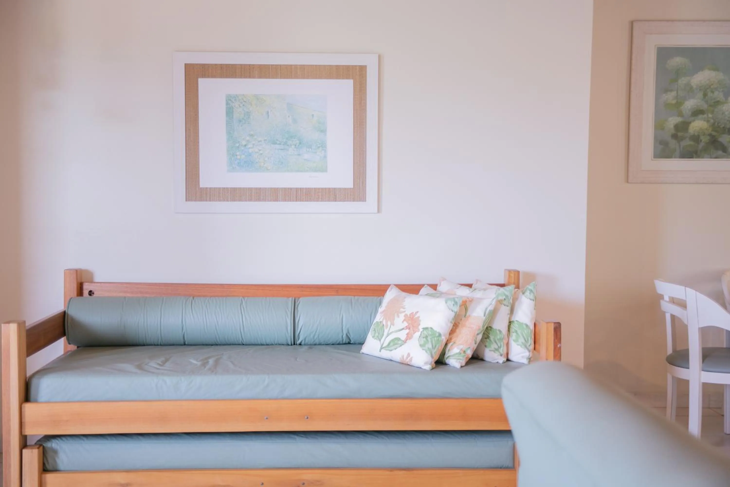 Living room in Lorenza by Paramar