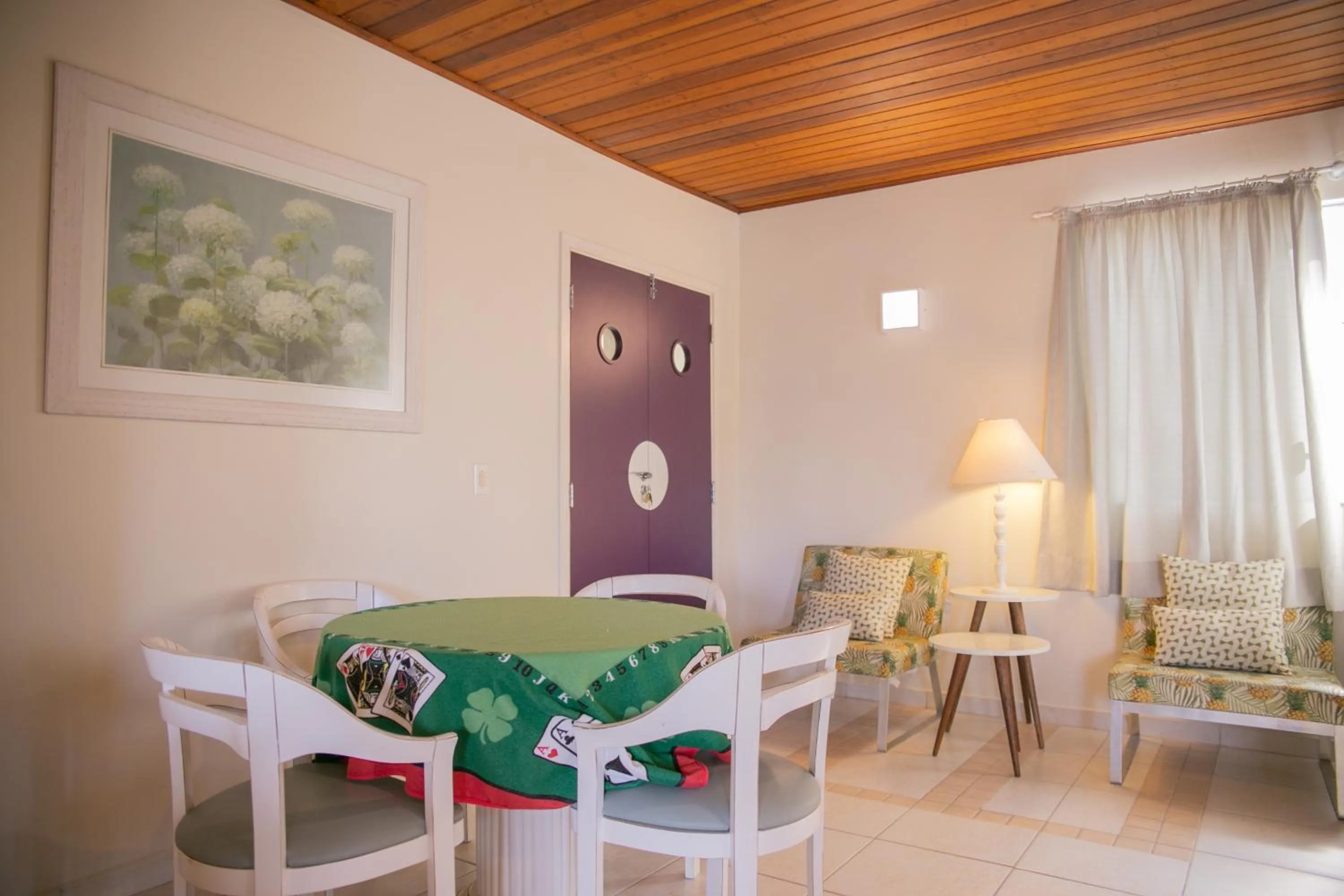 Living room in Lorenza by Paramar