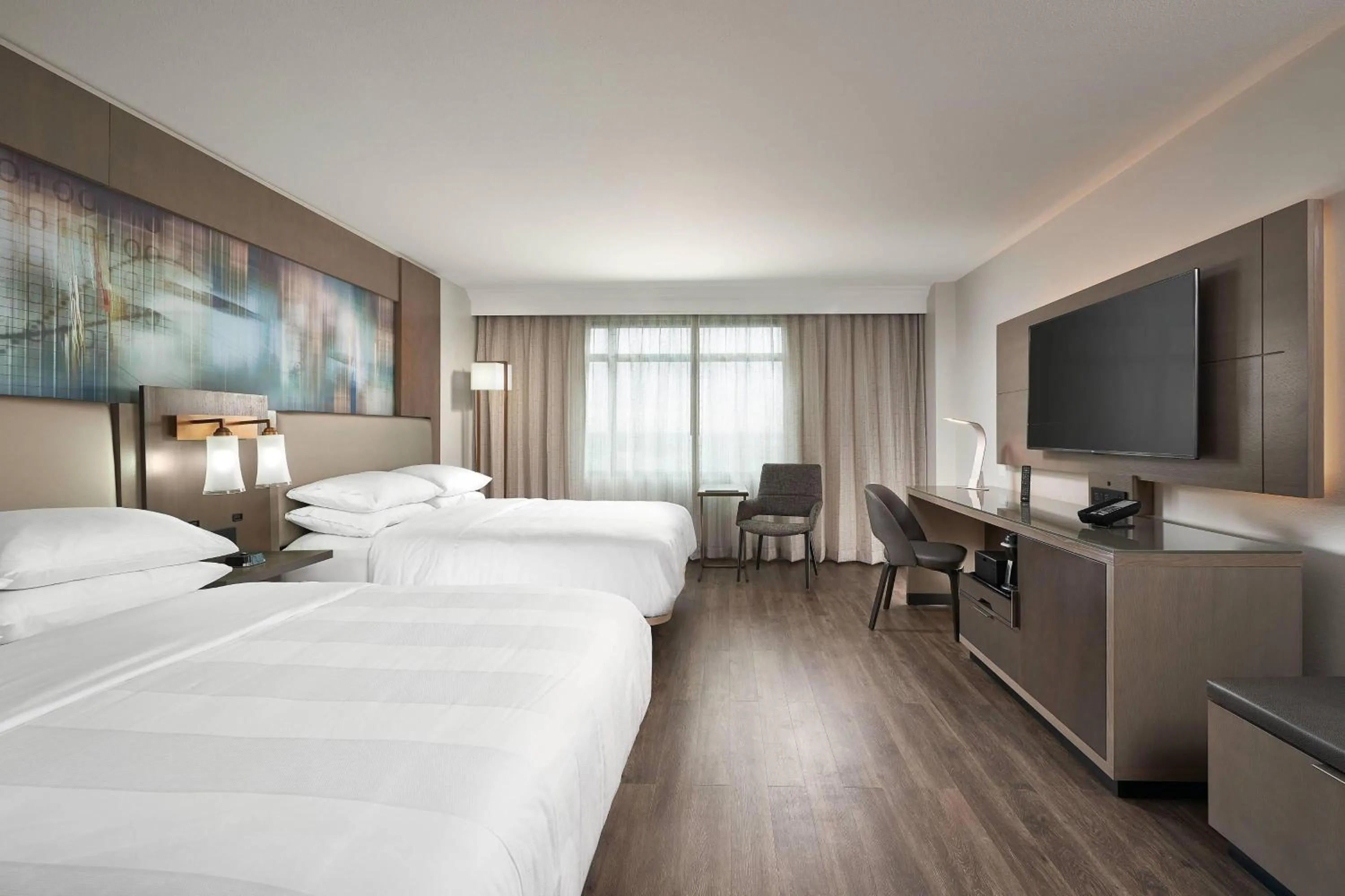 Photo of the whole room, Bed in Orlando Marriott Lake Mary