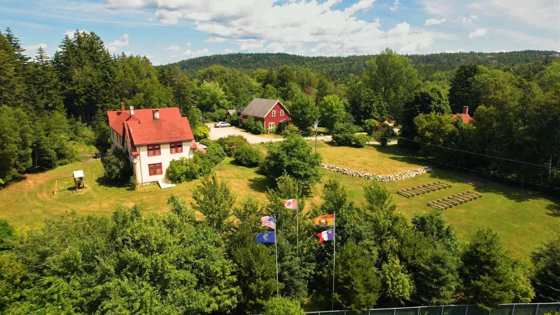 Garden in Dominion Hill Country Inn
