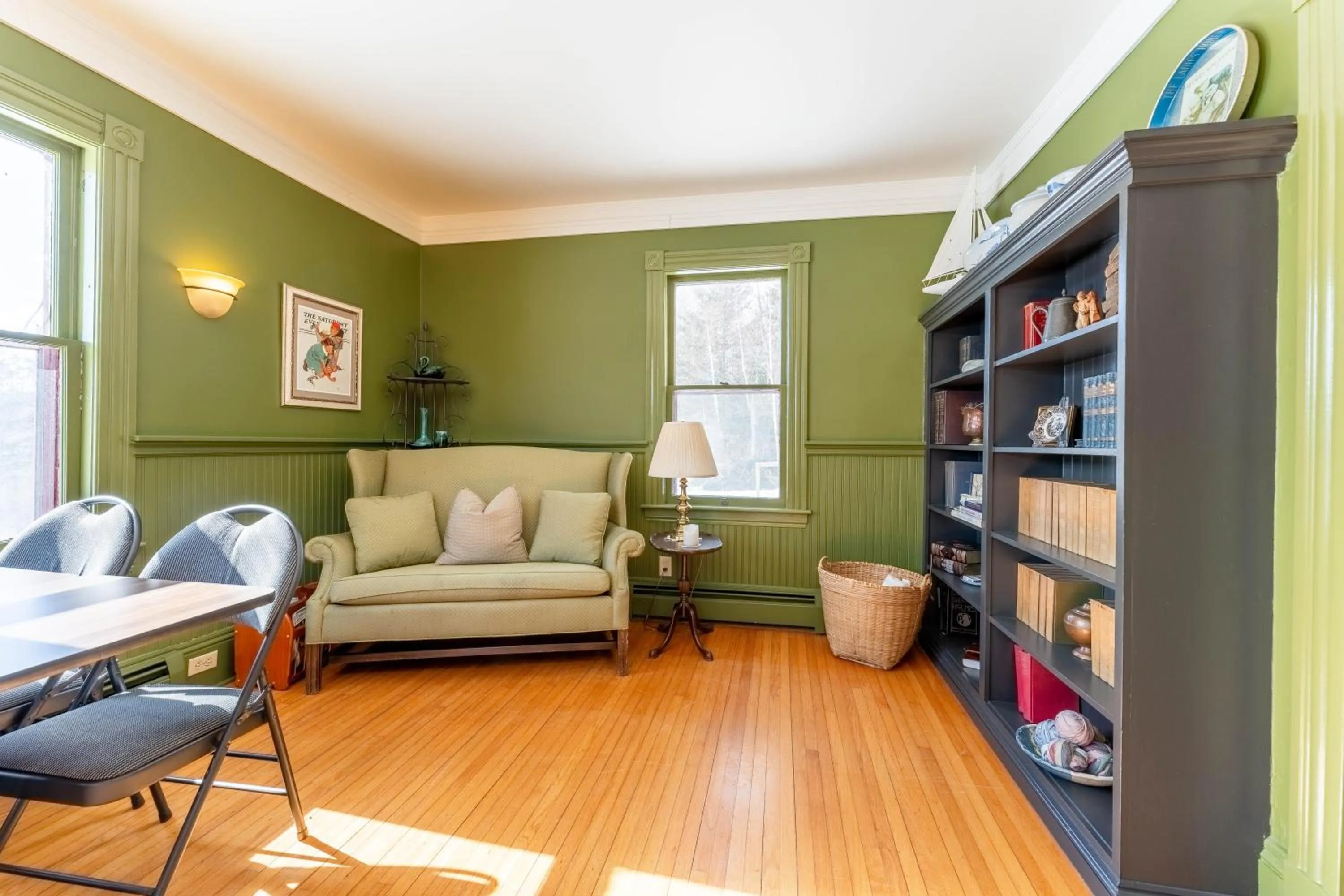 Dining area in Dominion Hill Country Inn