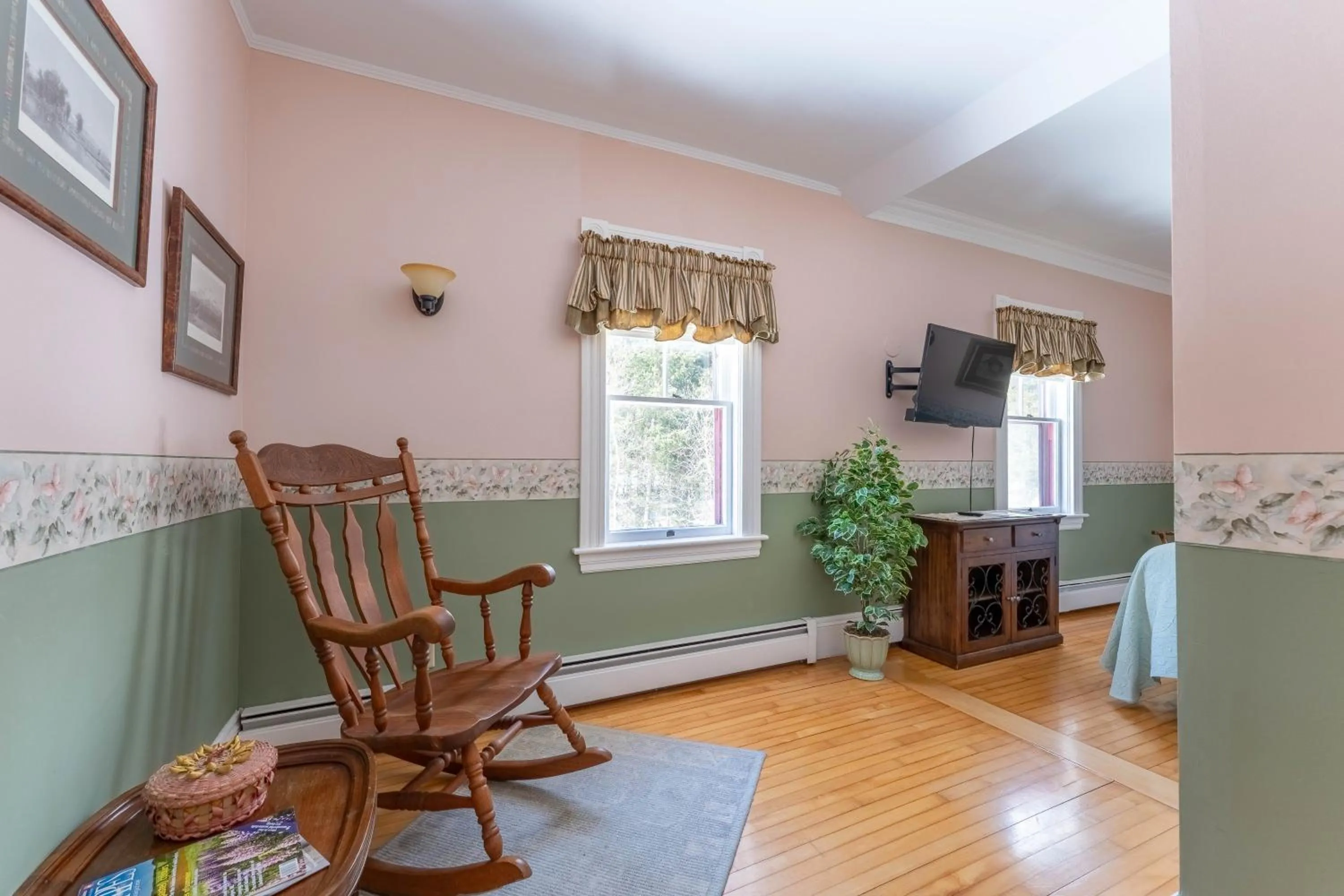 Seating area in Dominion Hill Country Inn