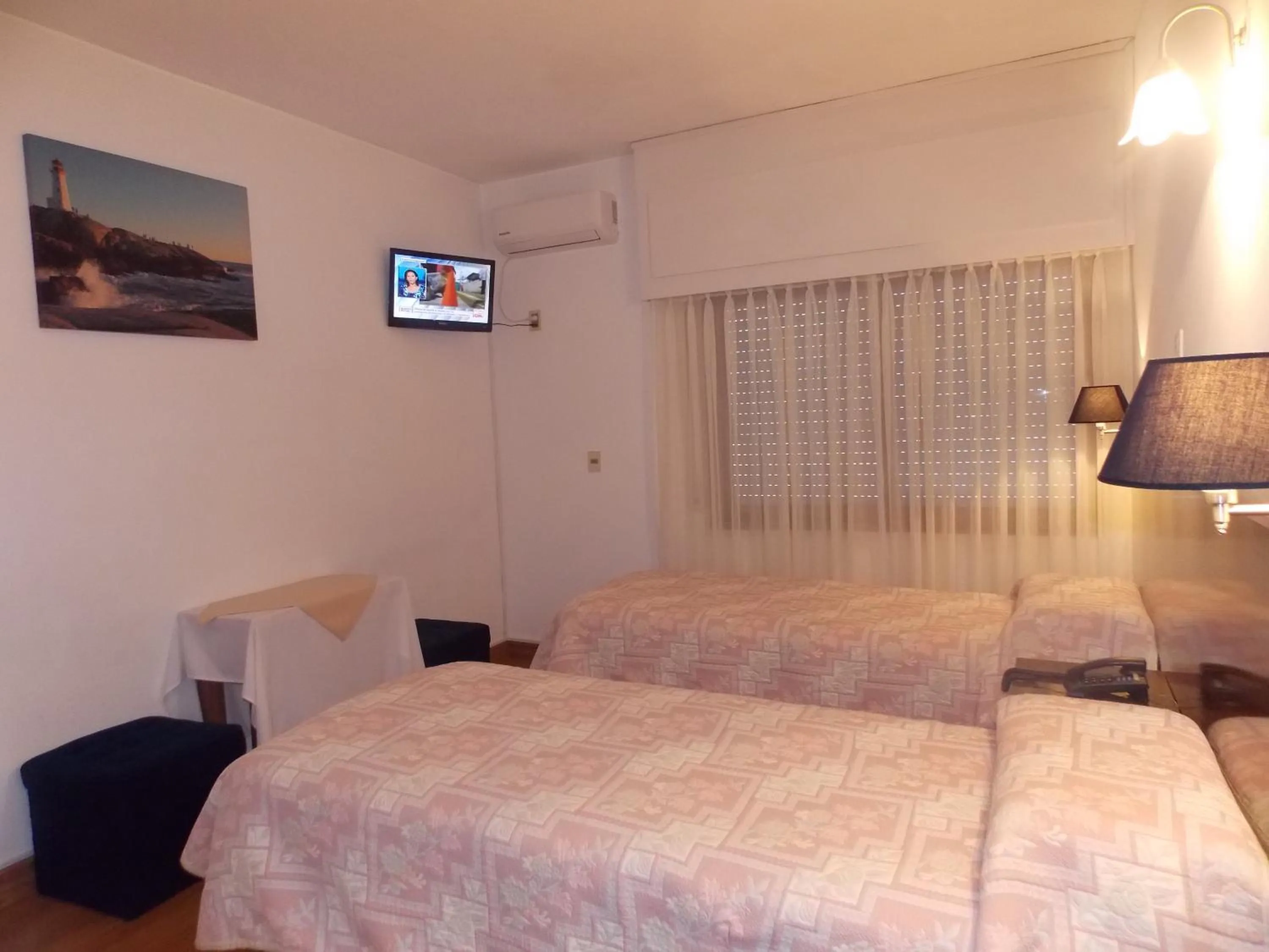 Bedroom, Bed in Bonne Etoile