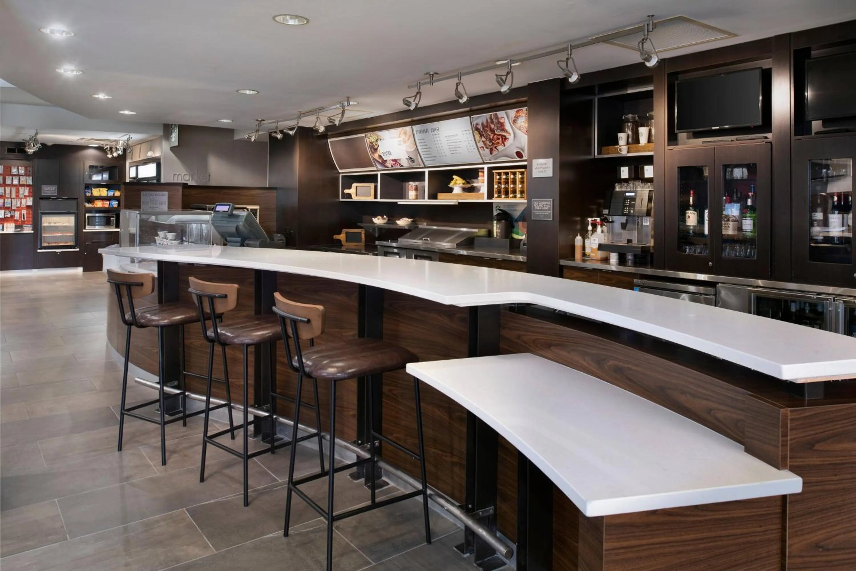 Restaurant/places to eat in Courtyard Memphis Collierville