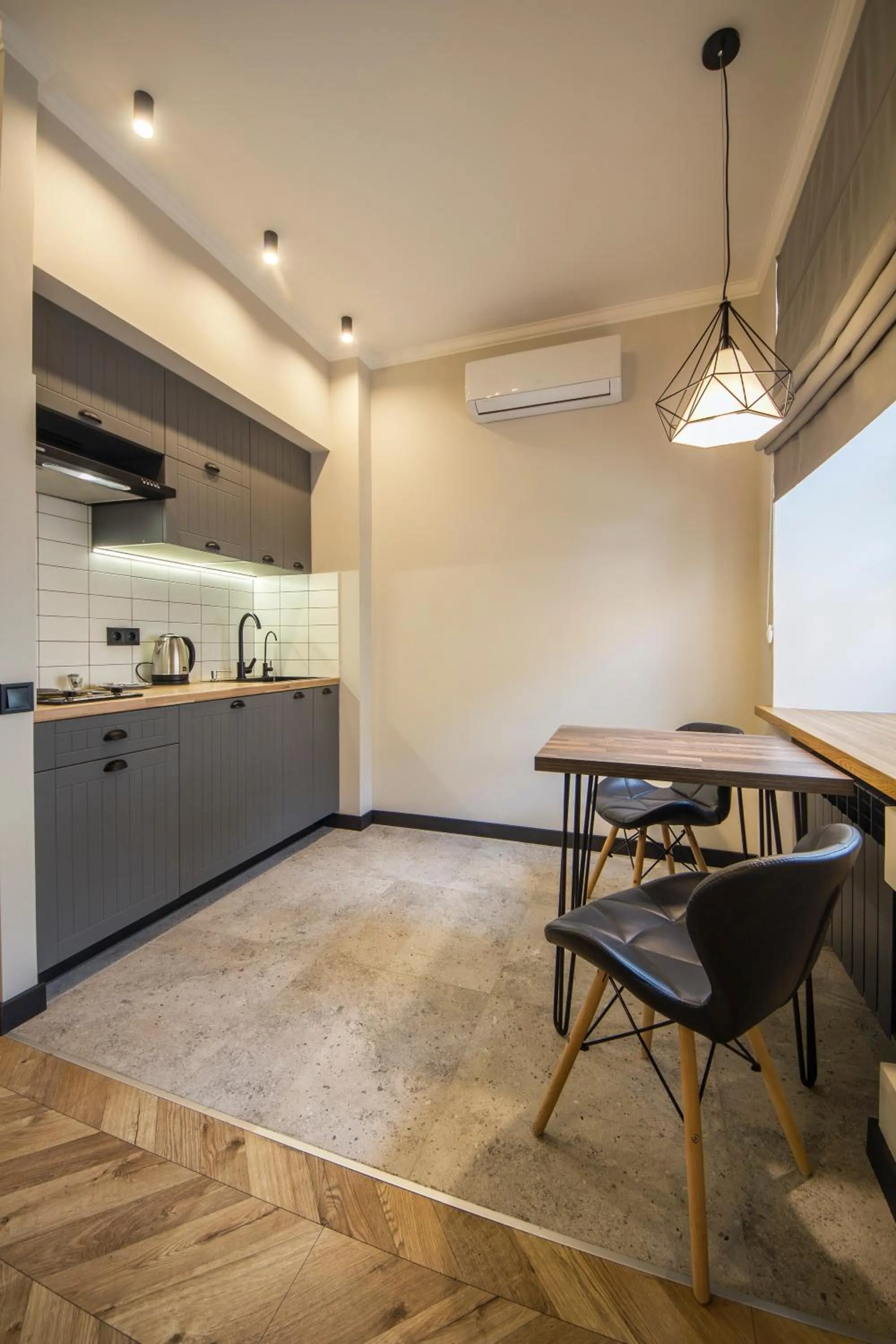 Kitchen or kitchenette in Idea Design Apart-Hotel Prorizna