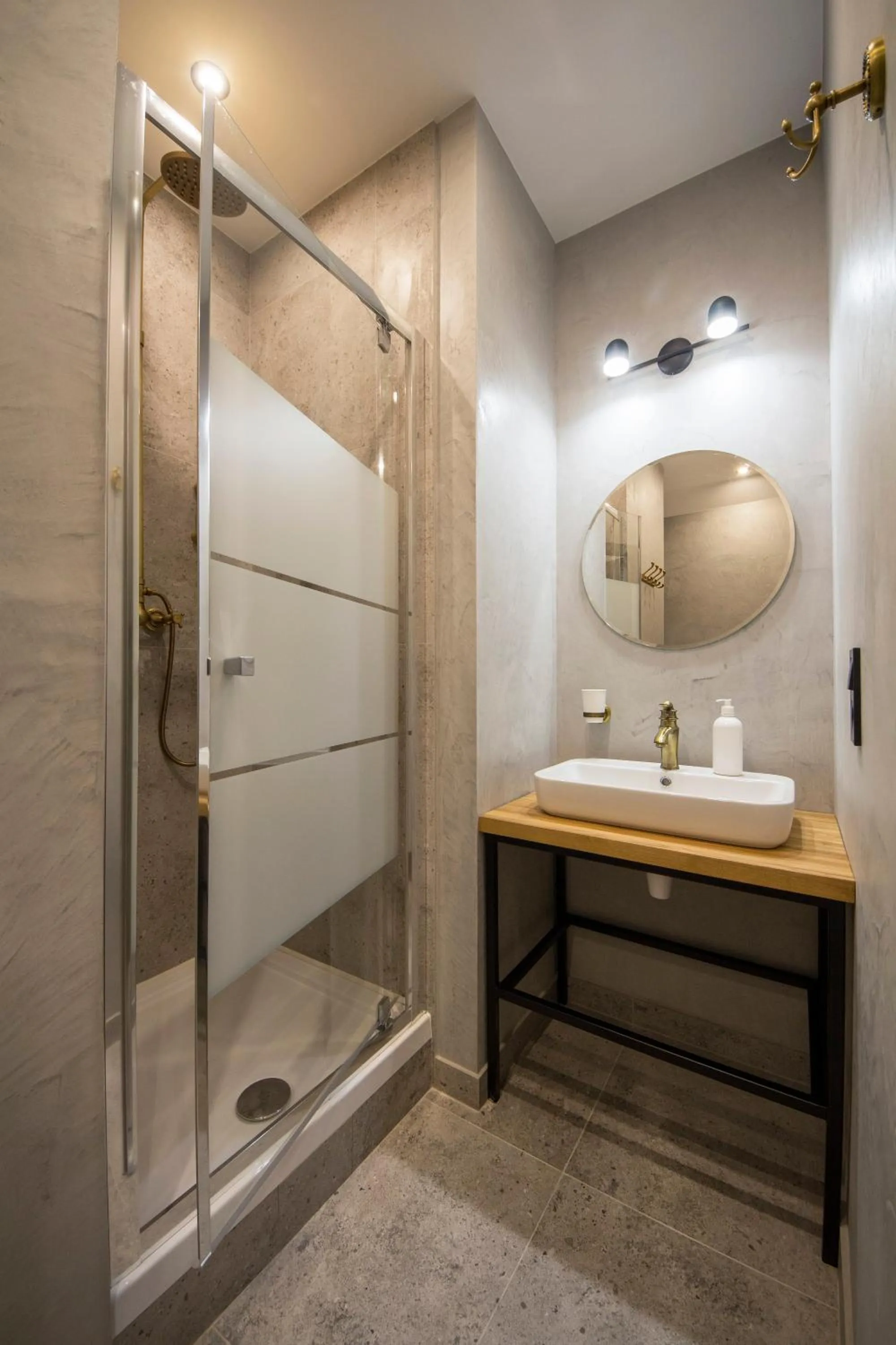 Bathroom in Idea Design Apart-Hotel Prorizna
