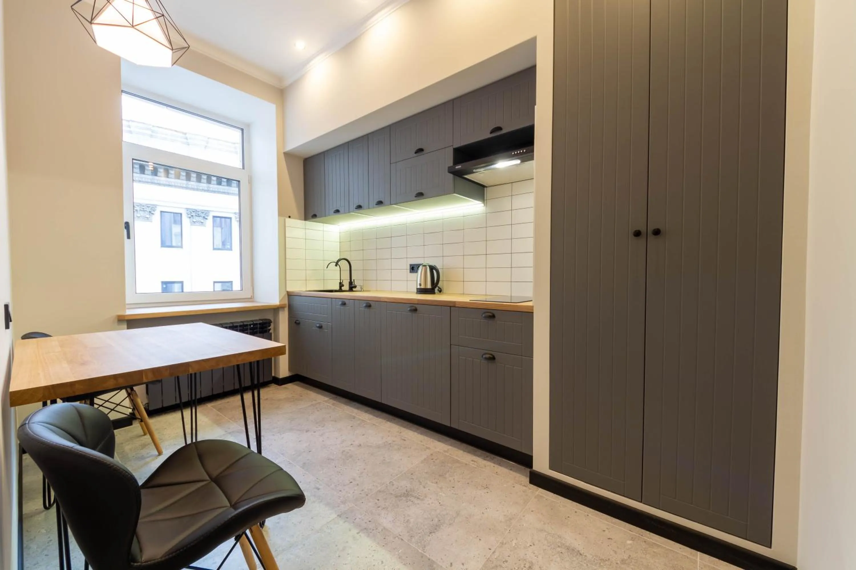 Kitchen or kitchenette in Idea Design Apart-Hotel Prorizna