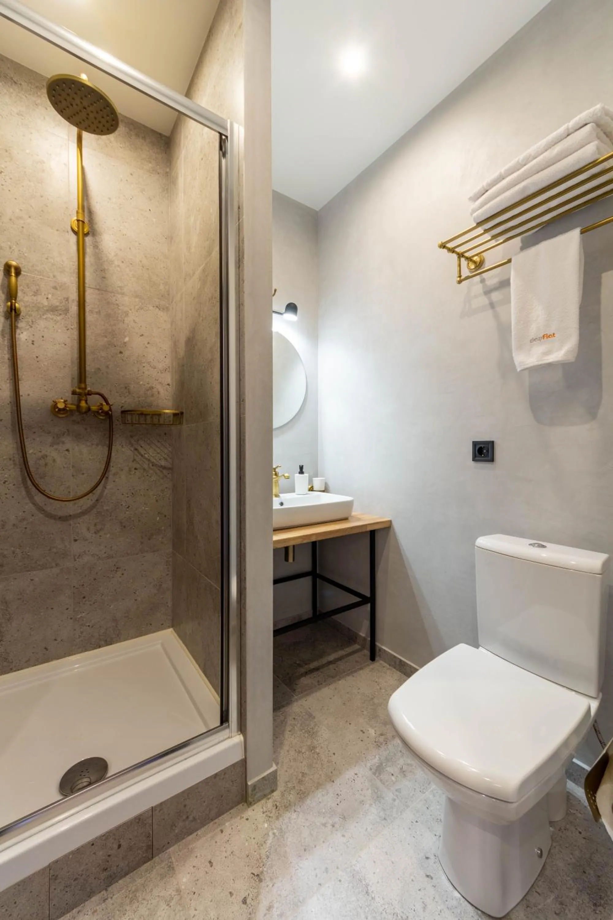 Shower in Idea Design Apart-Hotel Prorizna