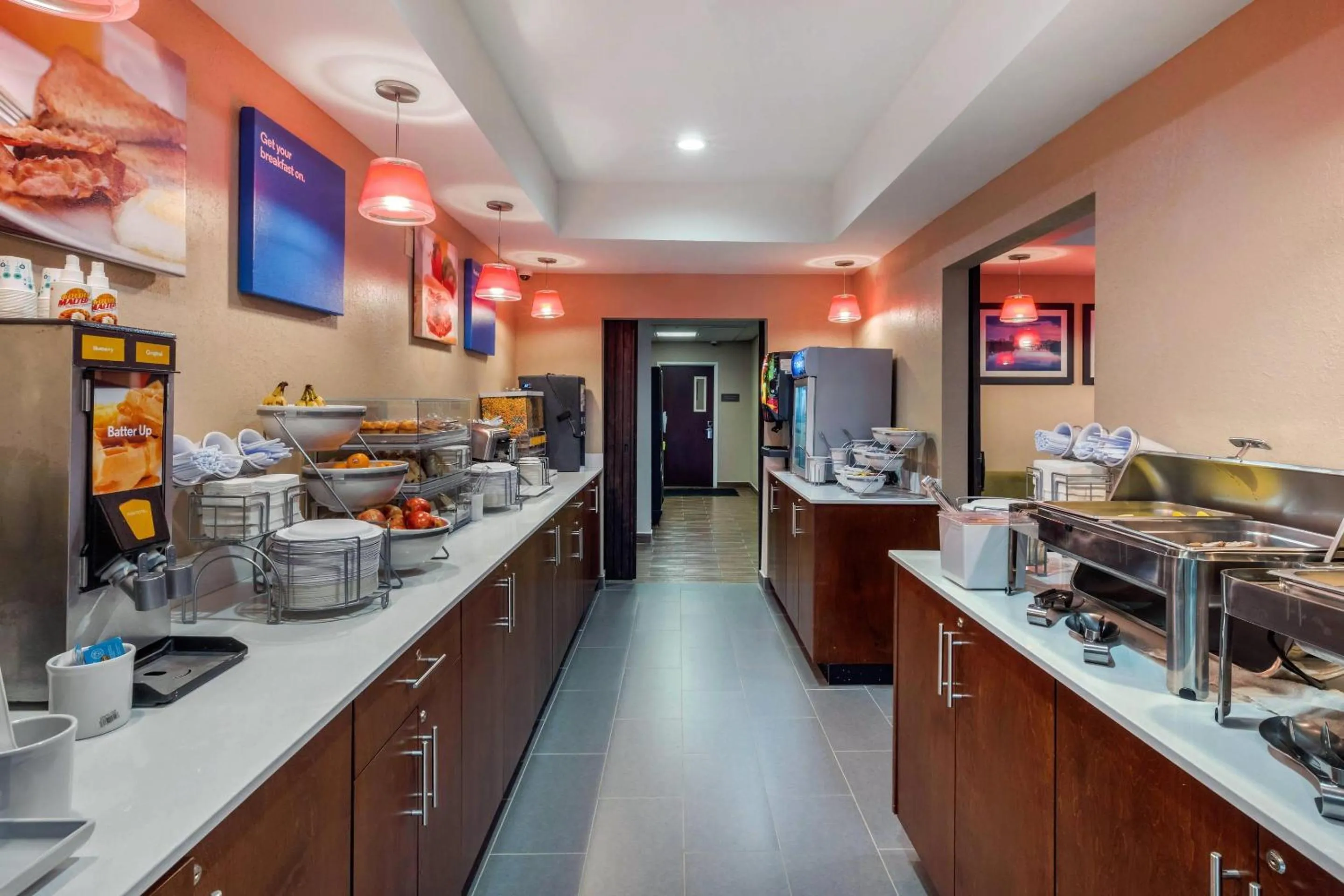 Breakfast in Comfort Inn & Suites Montgomery East Carmichael Rd