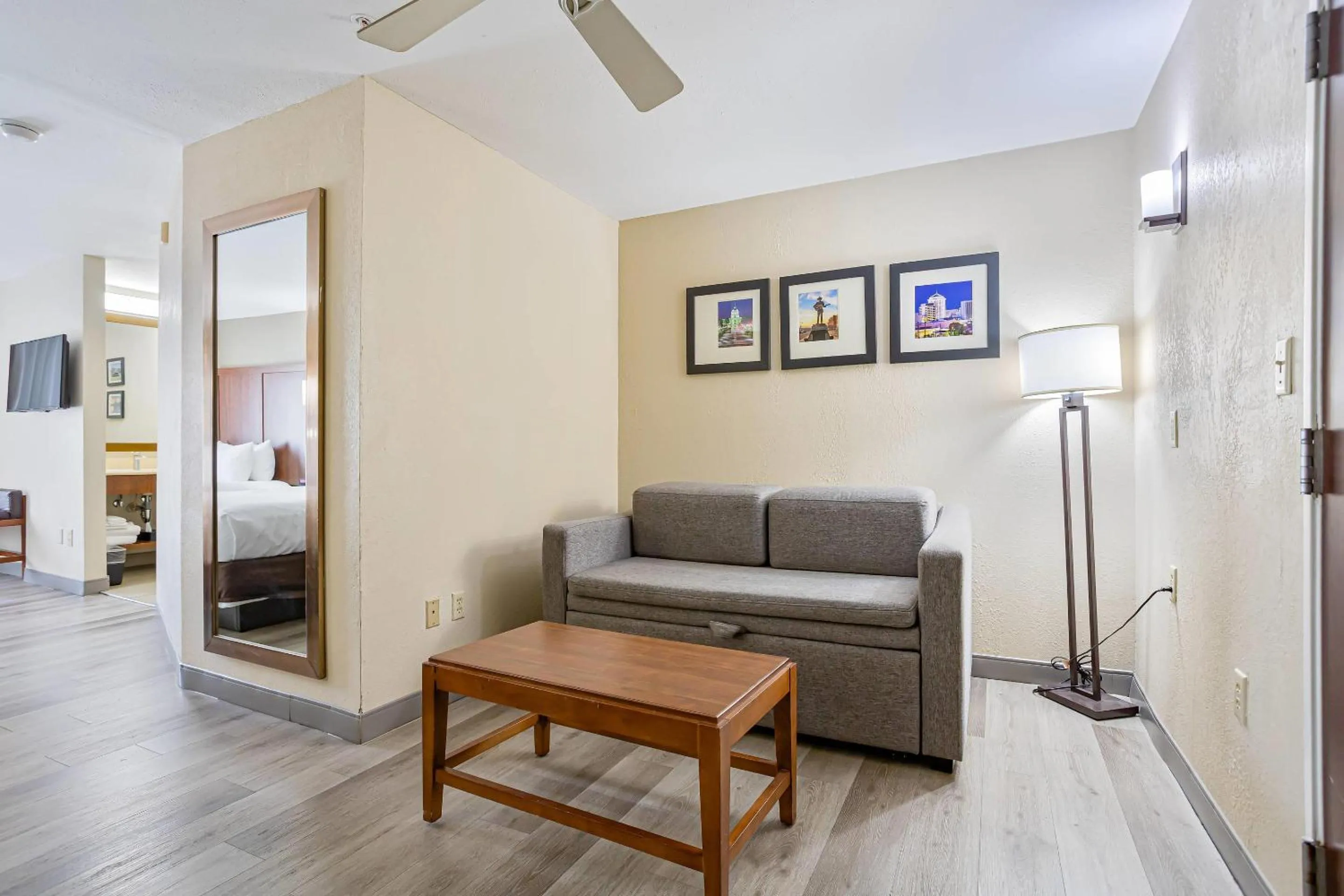 Bedroom in Comfort Inn & Suites Montgomery East Carmichael Rd