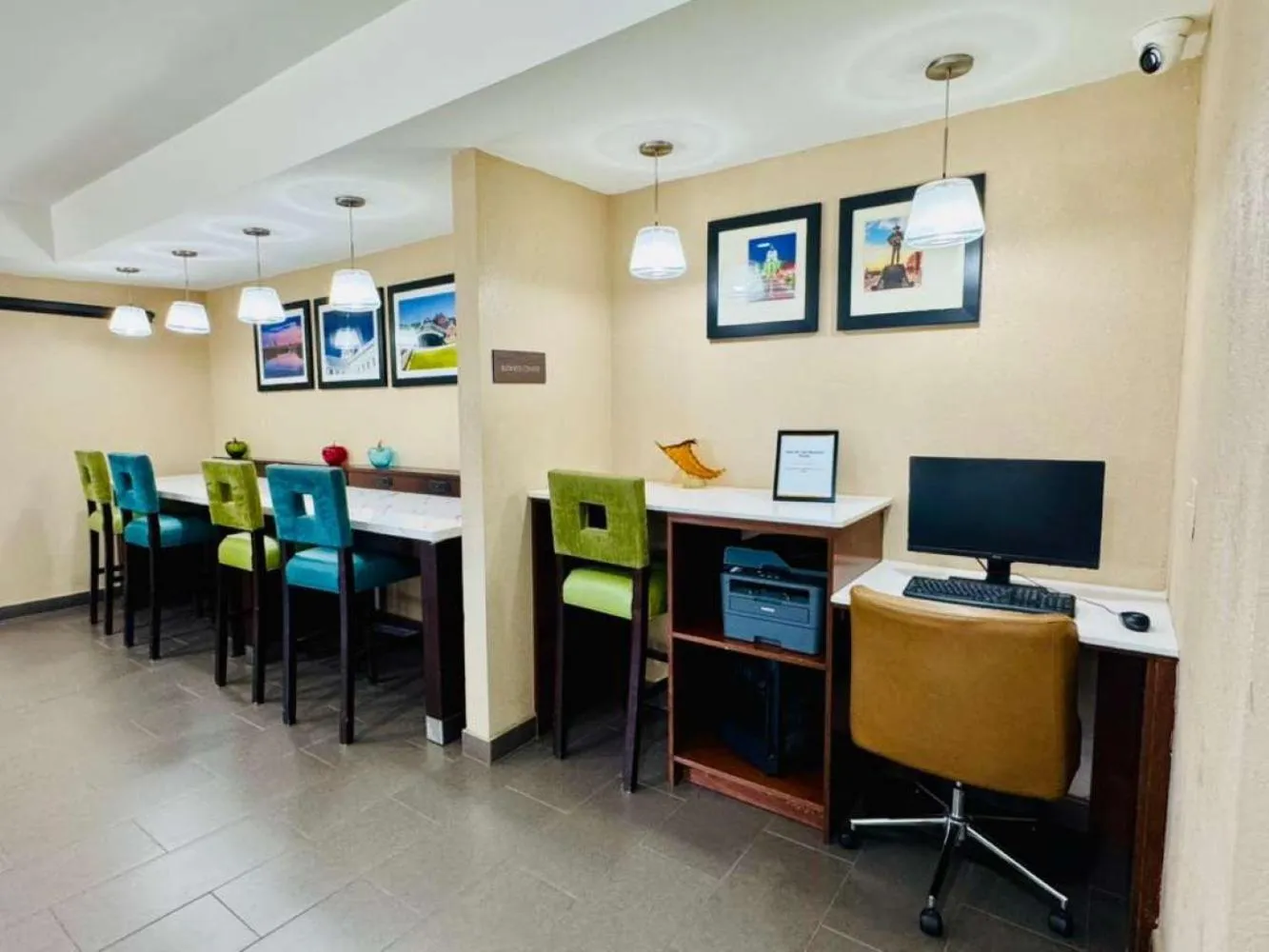 Business facilities in Comfort Inn & Suites Montgomery East Carmichael Rd