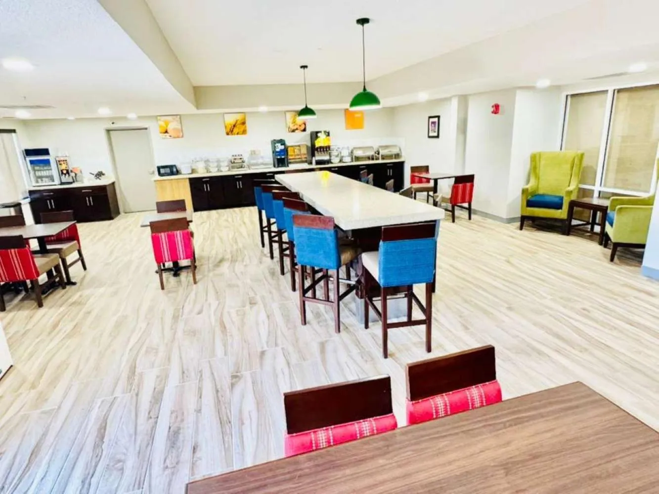 Breakfast in Comfort Inn & Suites Montgomery East Carmichael Rd