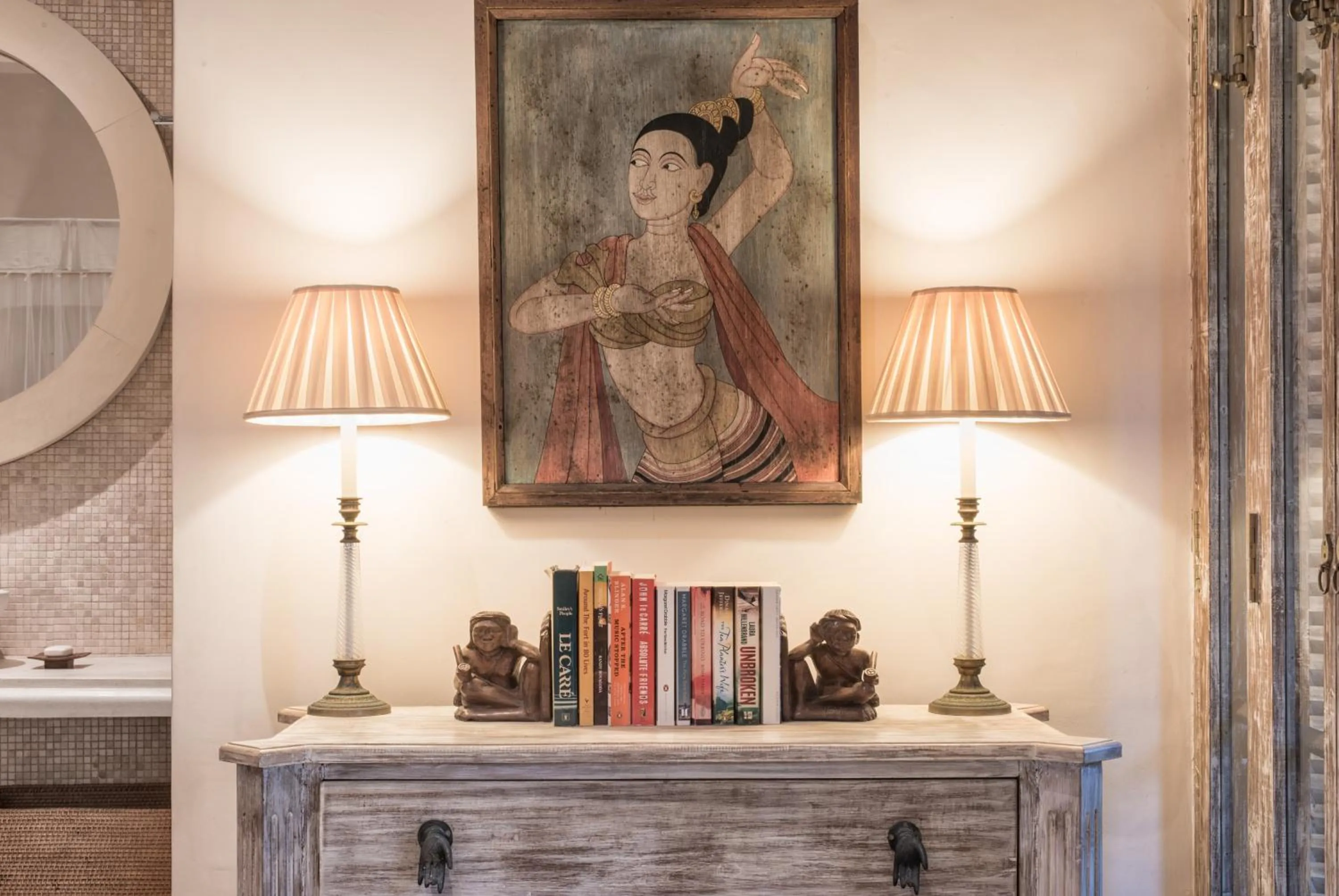 Decorative detail in 20 Middle Street