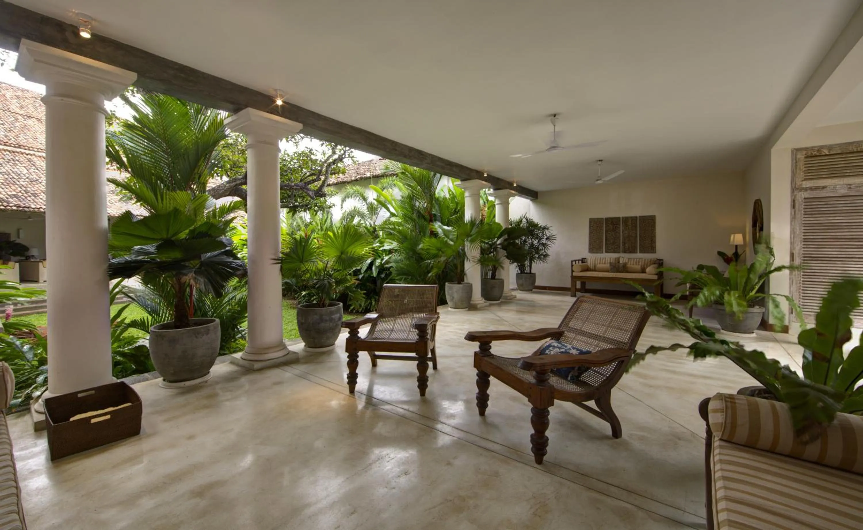 Seating area in 20 Middle Street