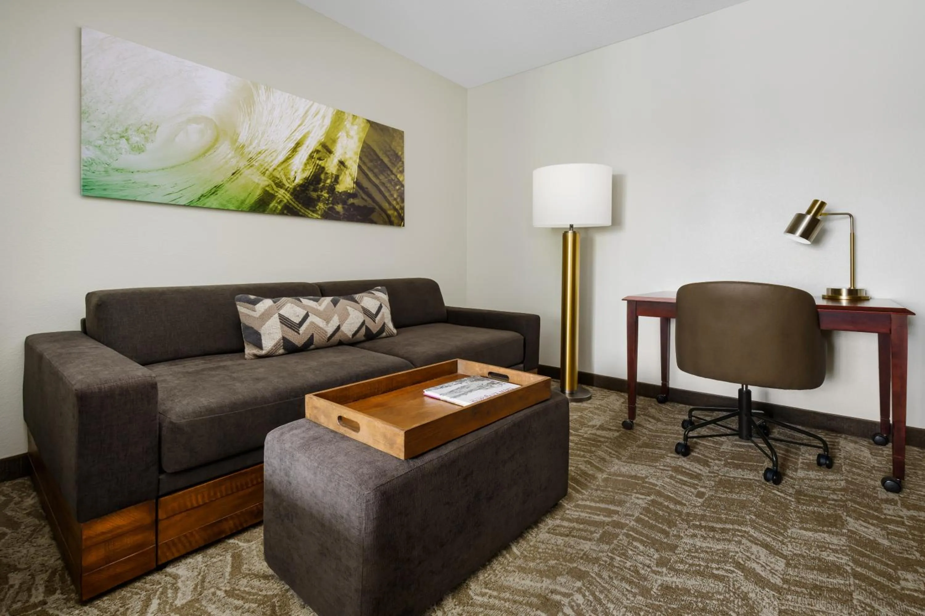 Living room in SpringHill Suites Manchester-Boston Regional Airport