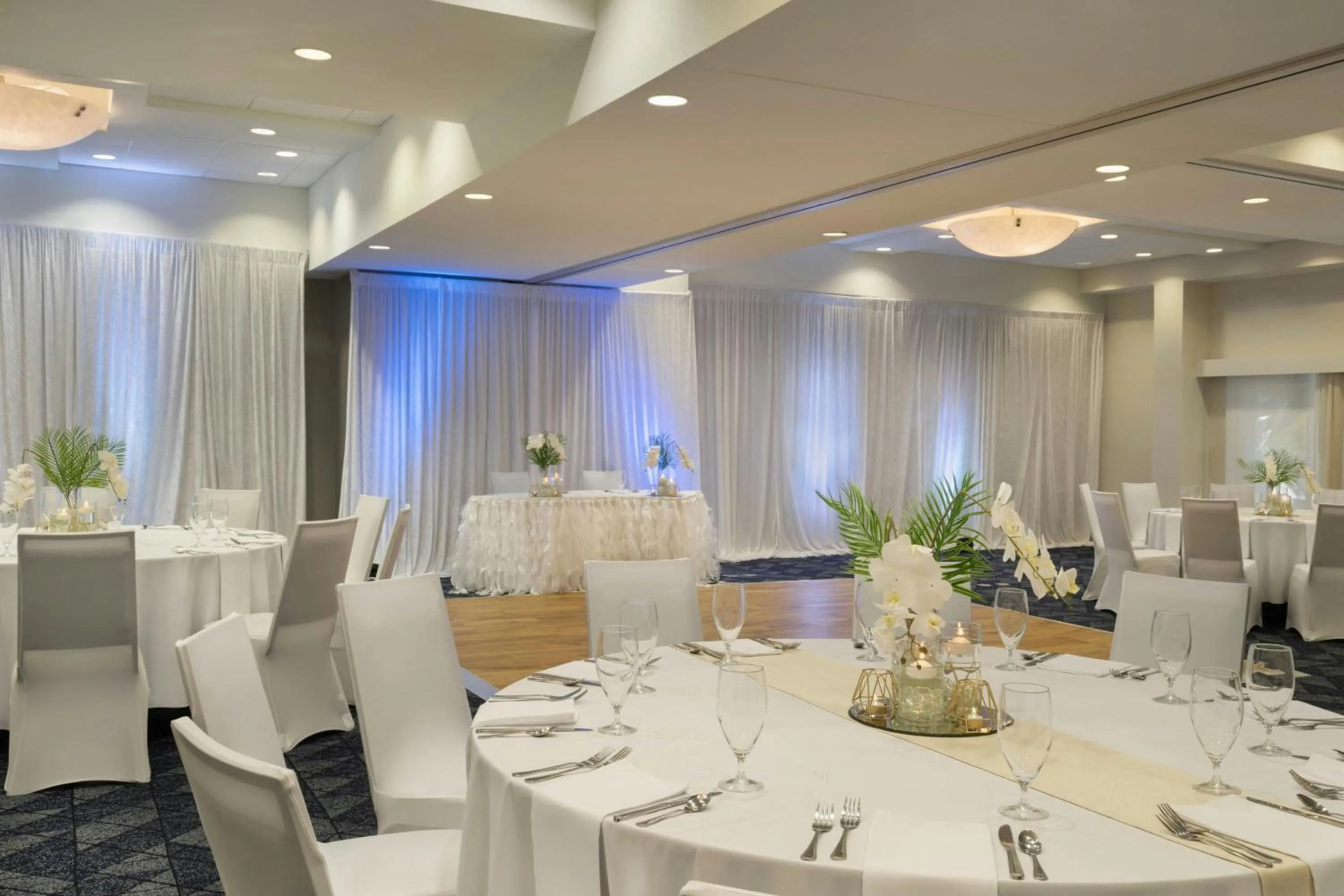 Lobby or reception in Courtyard by Marriott Cocoa Beach Cape Canaveral