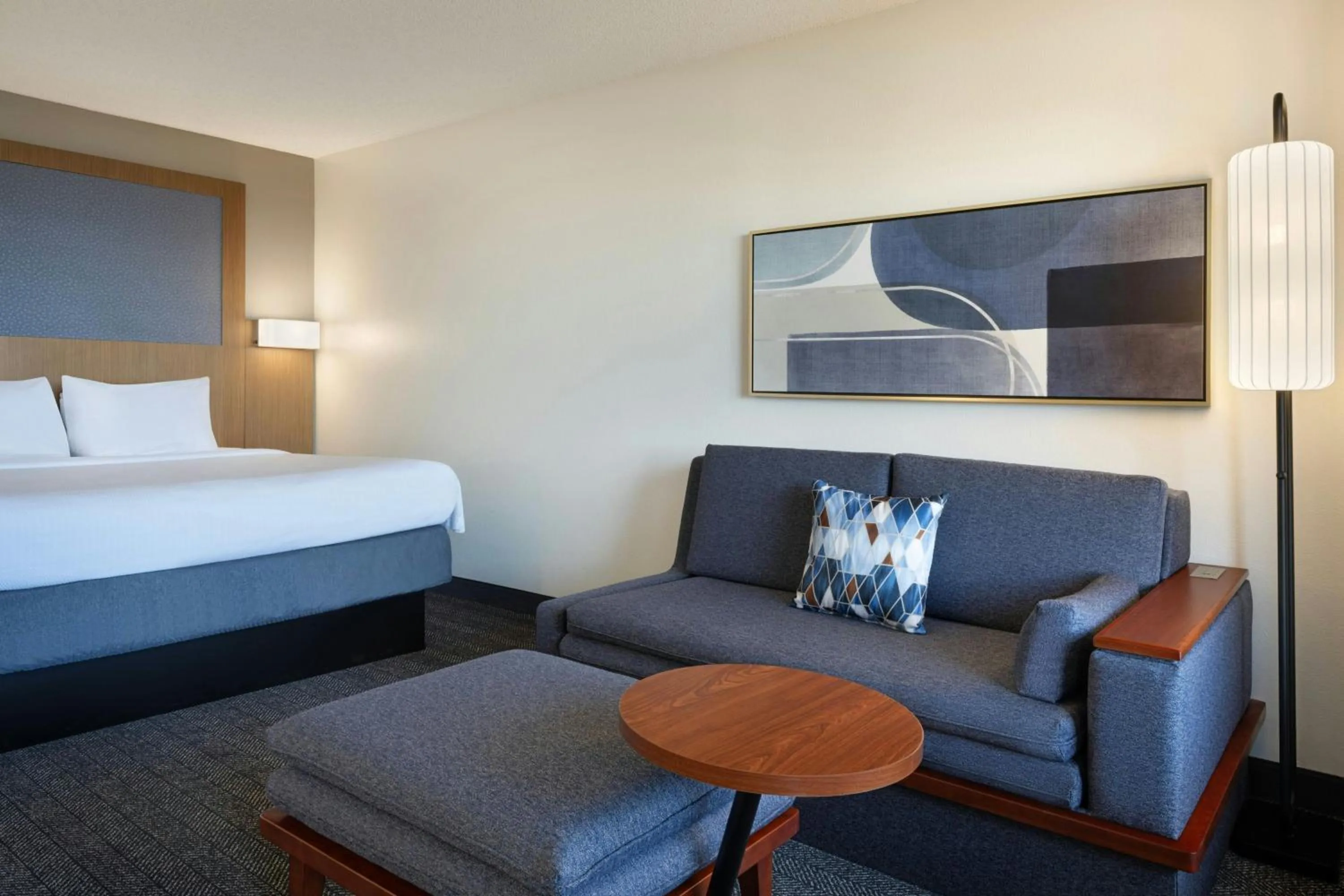 Photo of the whole room, Bed in Courtyard by Marriott Cocoa Beach Cape Canaveral