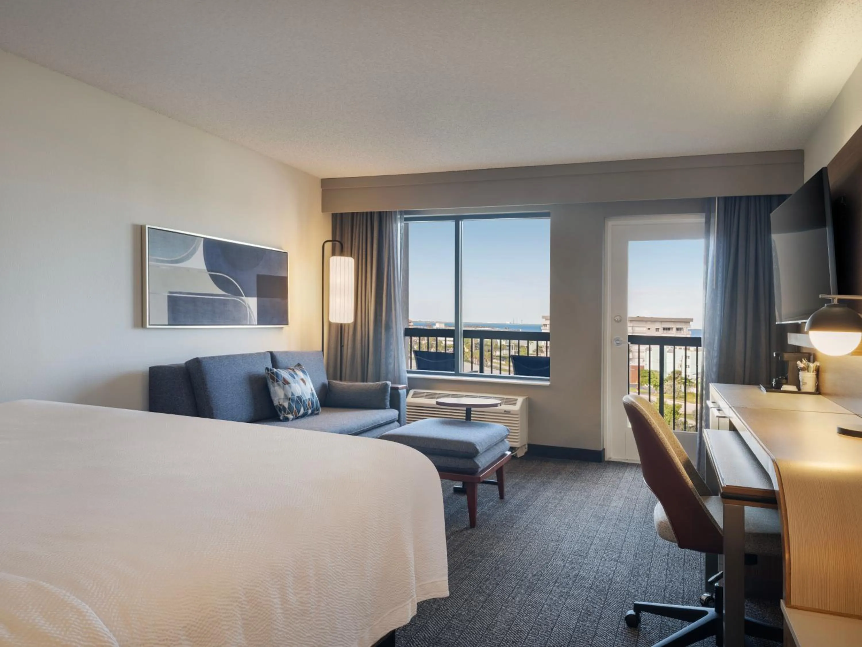 Bed in Courtyard by Marriott Cocoa Beach Cape Canaveral