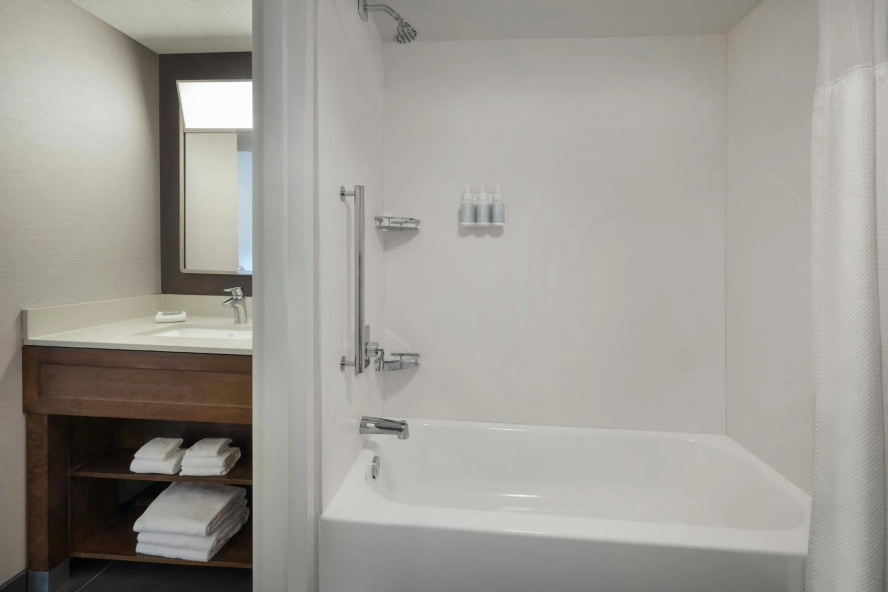 Bathroom in Courtyard by Marriott Cocoa Beach Cape Canaveral