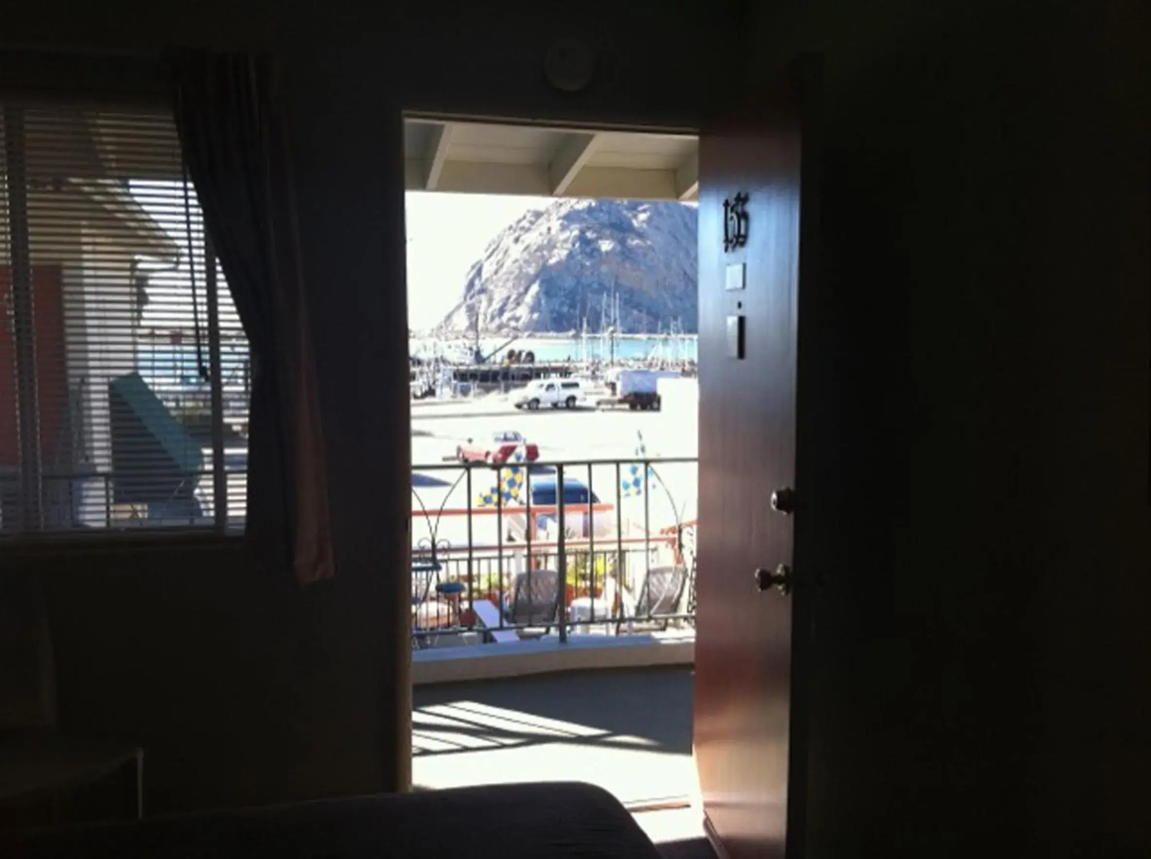 Standard King Room with View - Pet Friendly in Bayfront Inn Standard King Room with View - Pet Friendly in Bayfront Inn