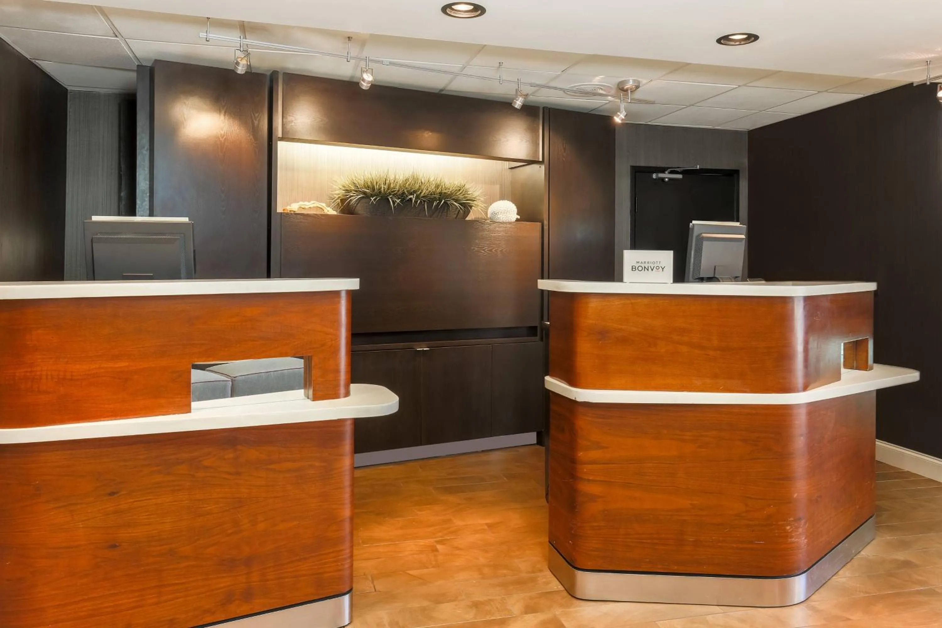 Lobby or reception in Courtyard by Marriott Monroe Airport