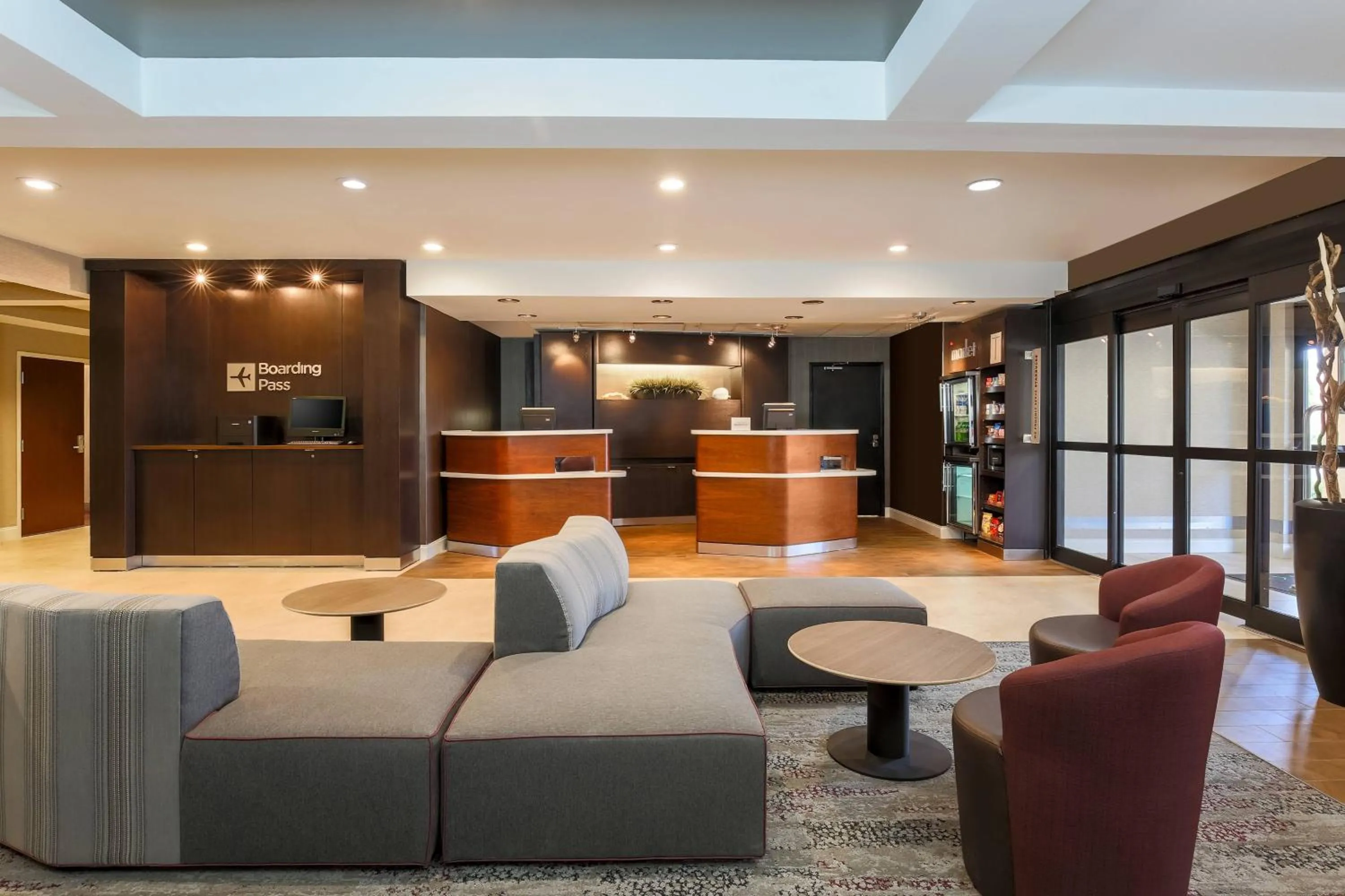Lobby or reception in Courtyard by Marriott Monroe Airport