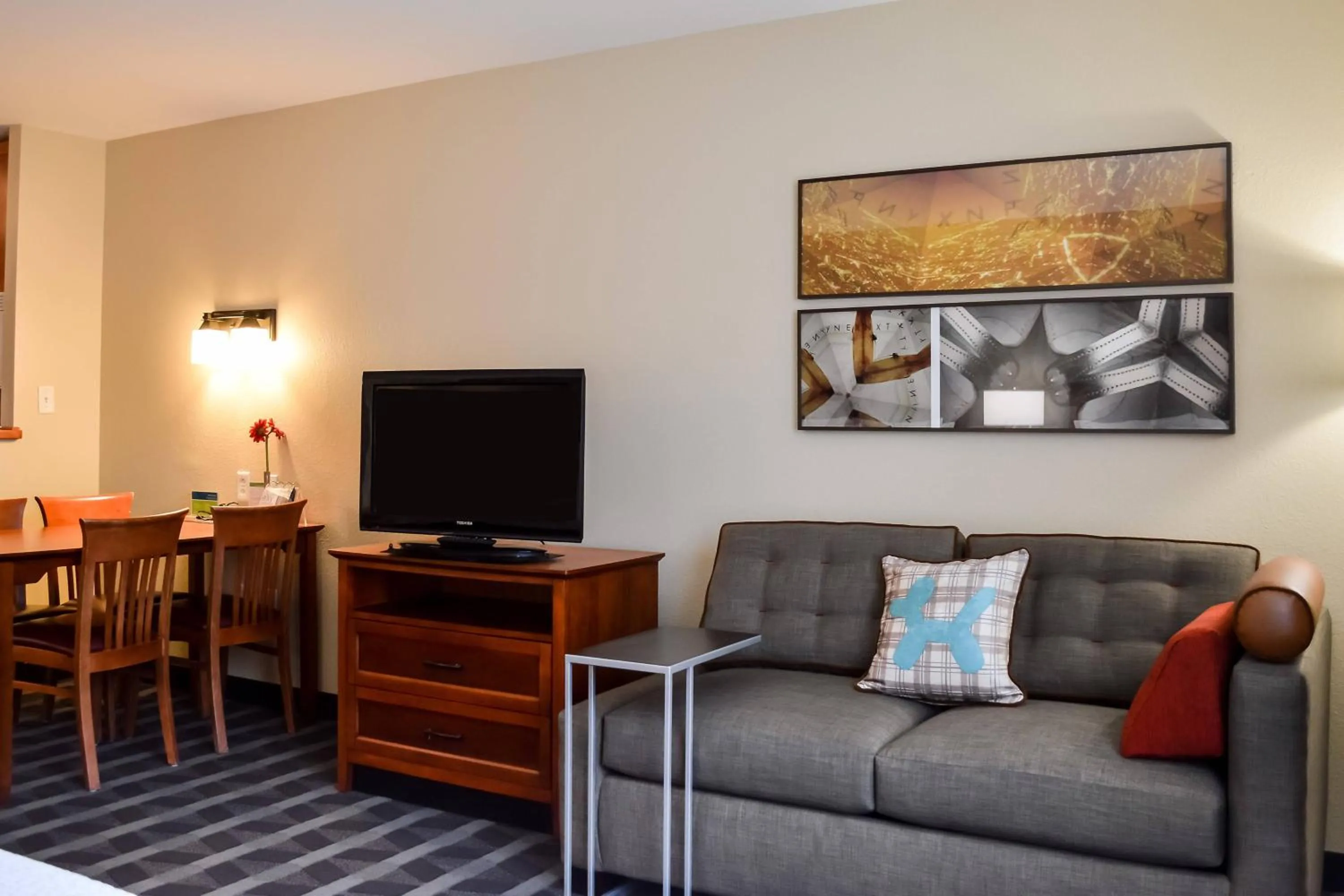 Living room in TownePlace Suites Stafford