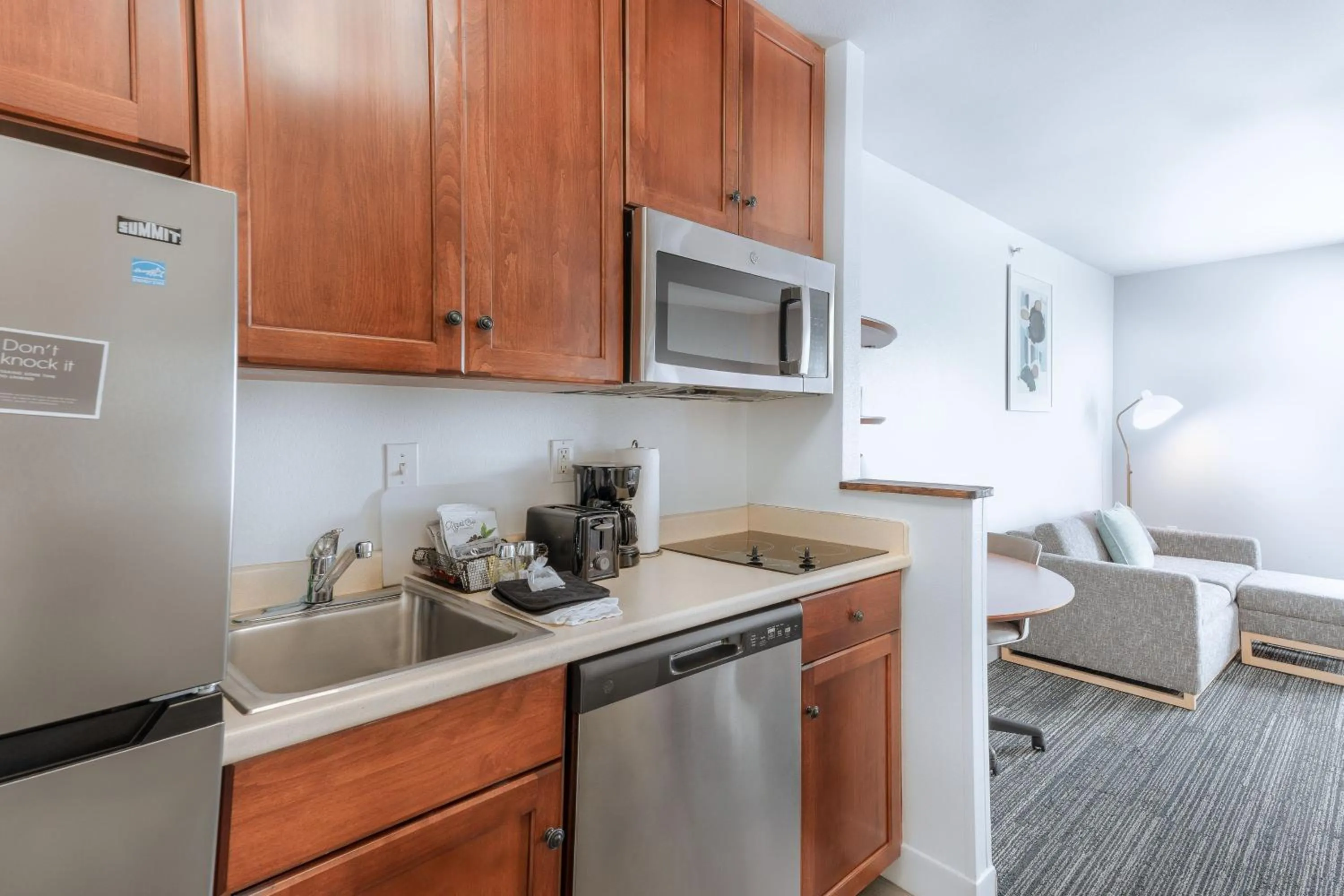 Kitchen or kitchenette in TownePlace Suites Stafford