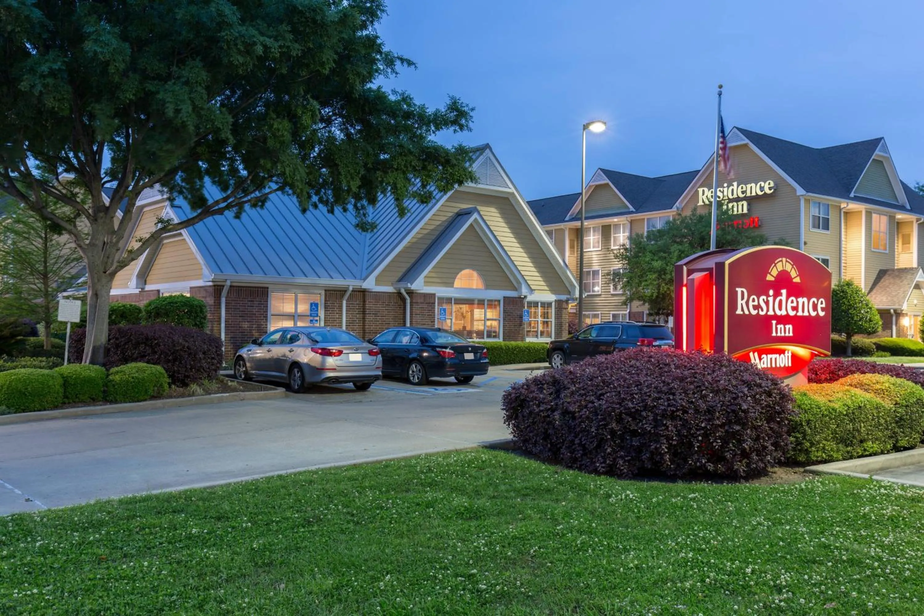 Property building in Residence Inn by Marriott Monroe