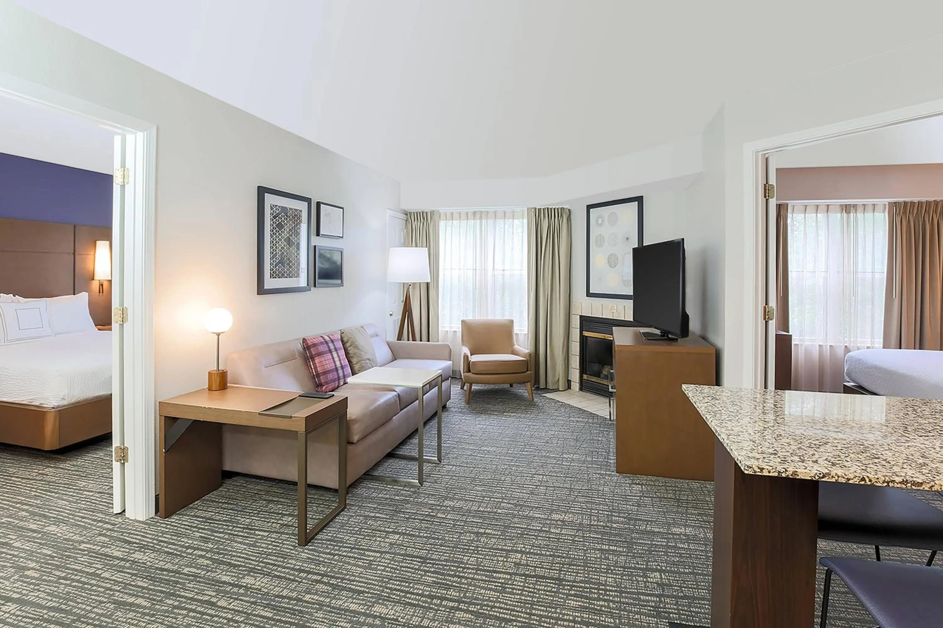 Living room, Bed in Residence Inn by Marriott Monroe