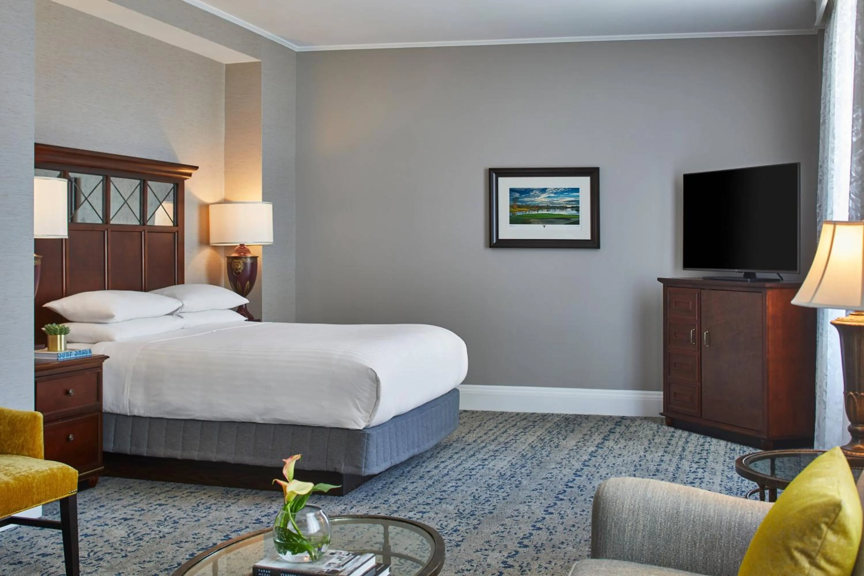 Photo of the whole room, Bed in The Battle House Renaissance Mobile Hotel & Spa