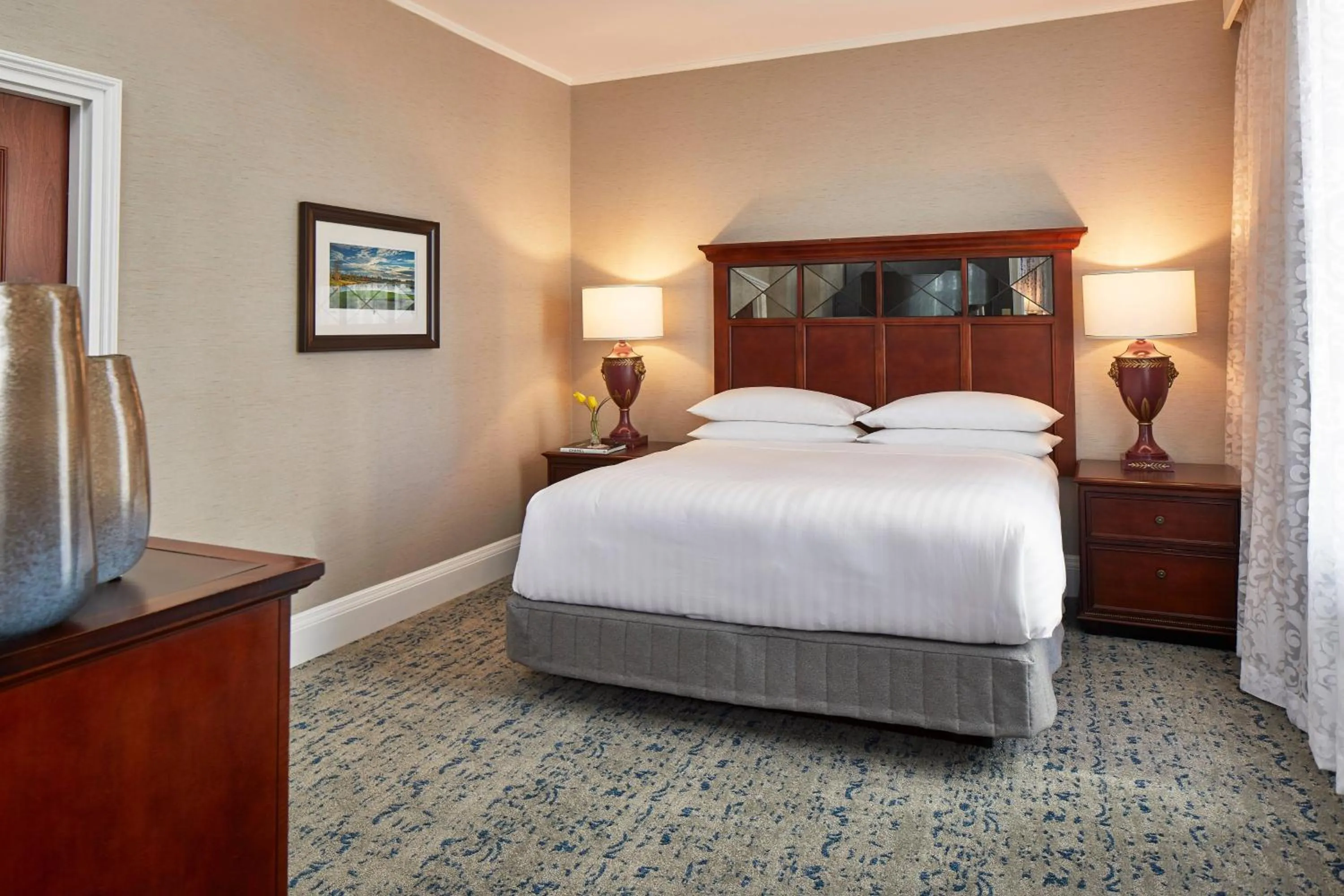 Bedroom, Bed in The Battle House Renaissance Mobile Hotel & Spa