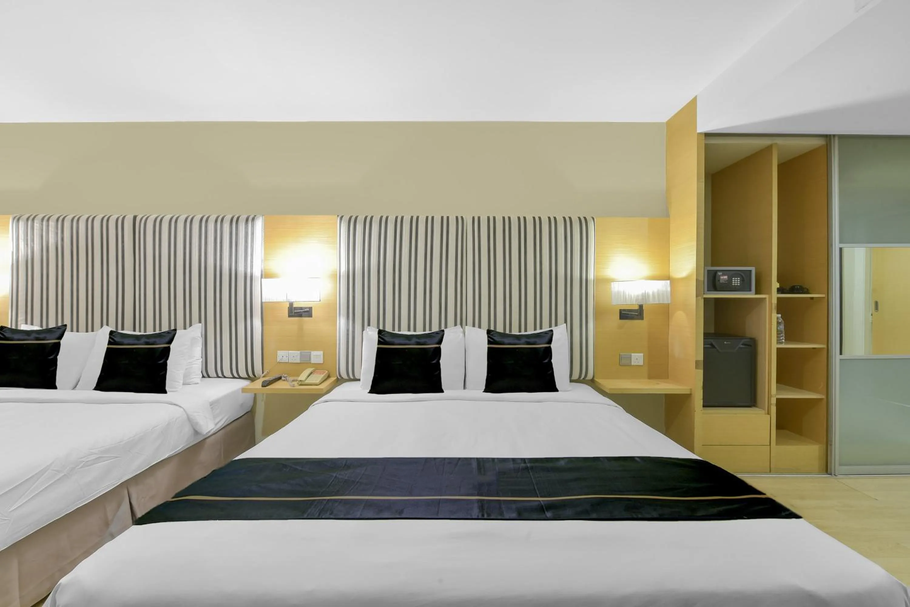 Bed in Sunday Hotel Subang