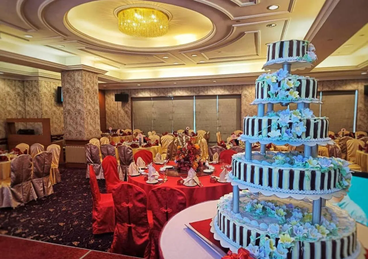 wedding in Grand Palace Hotel