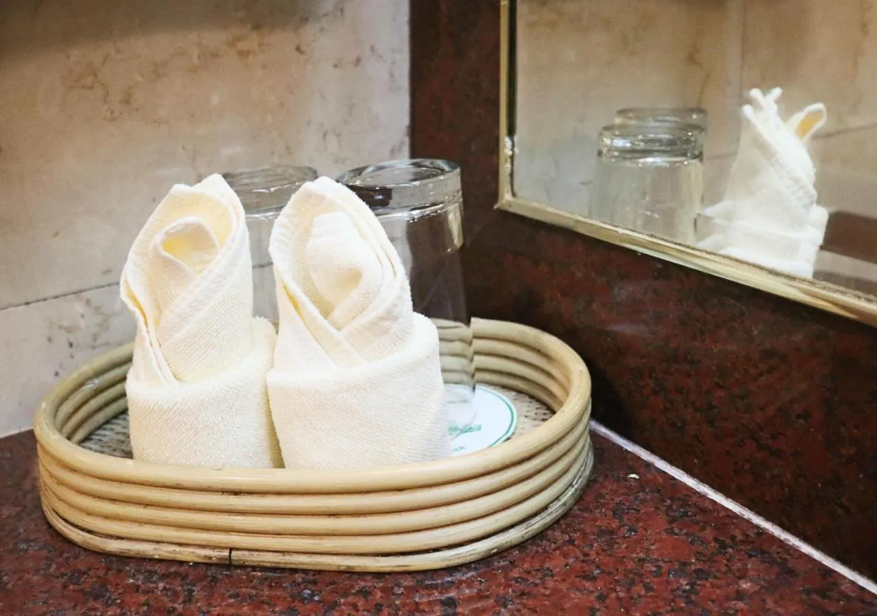 towels in Grand Palace Hotel