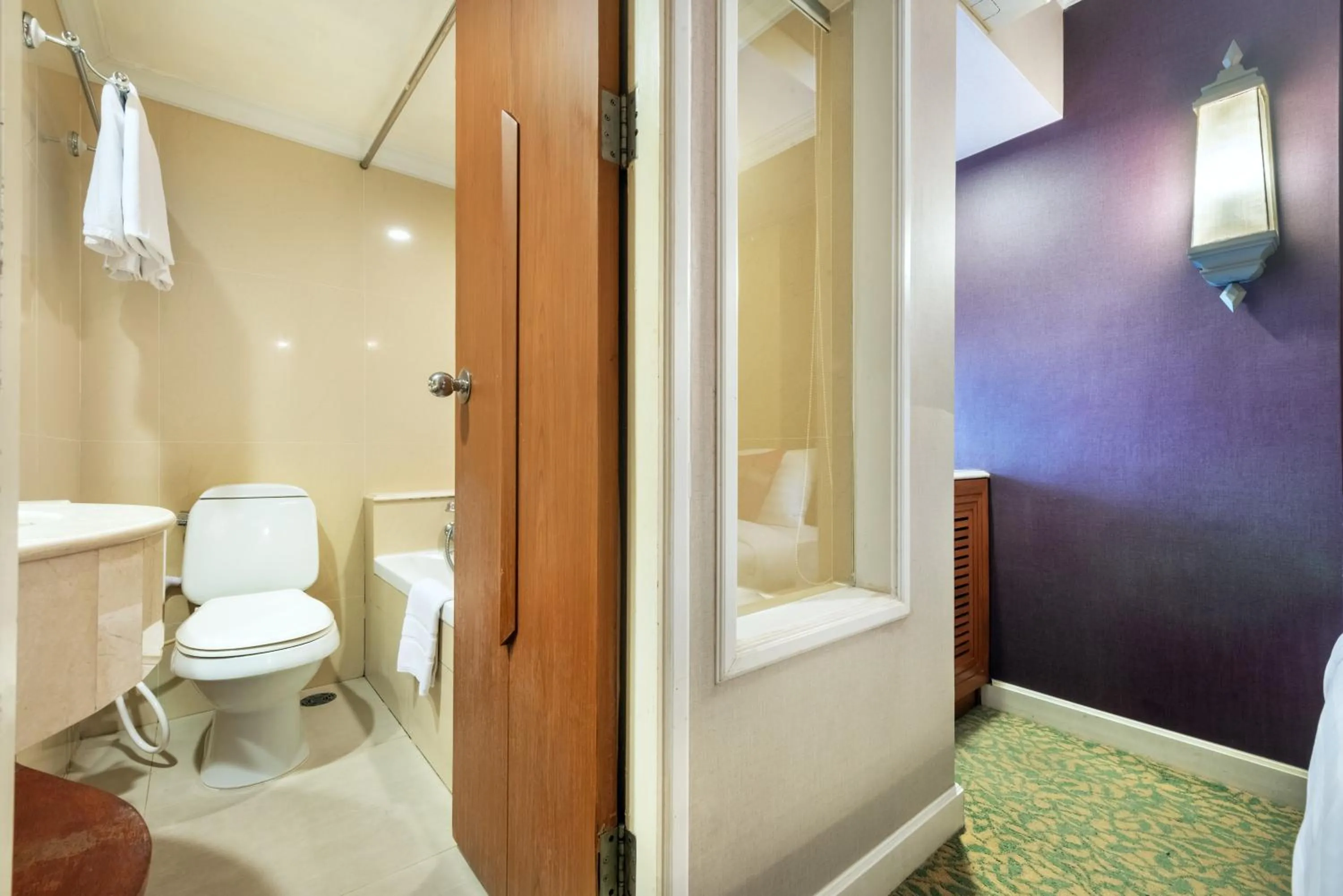 Bathroom in NASA BANGKOK - Airport Rail Link Ramkhamhang