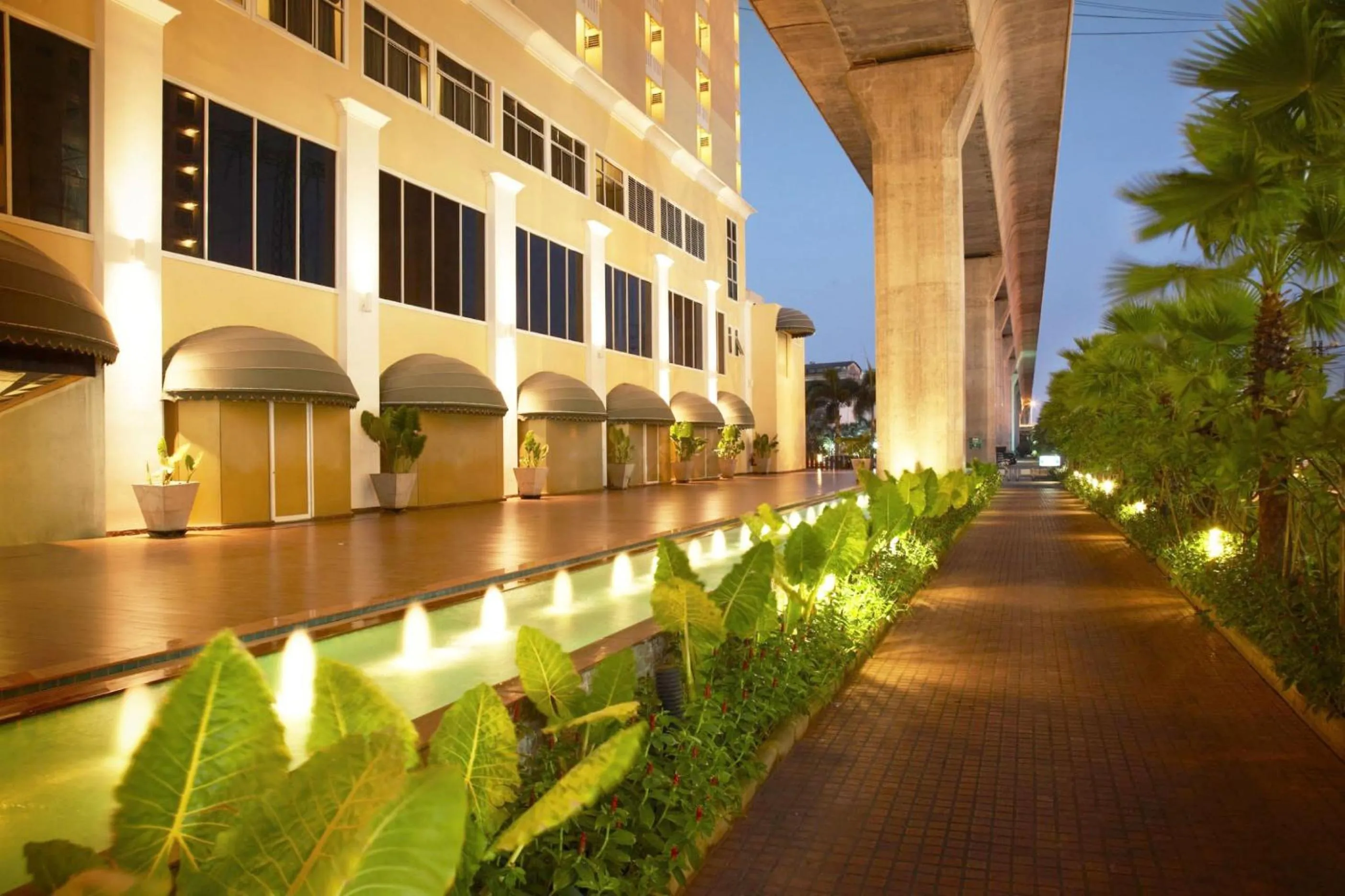 Property building in NASA BANGKOK - Airport Rail Link Ramkhamhang