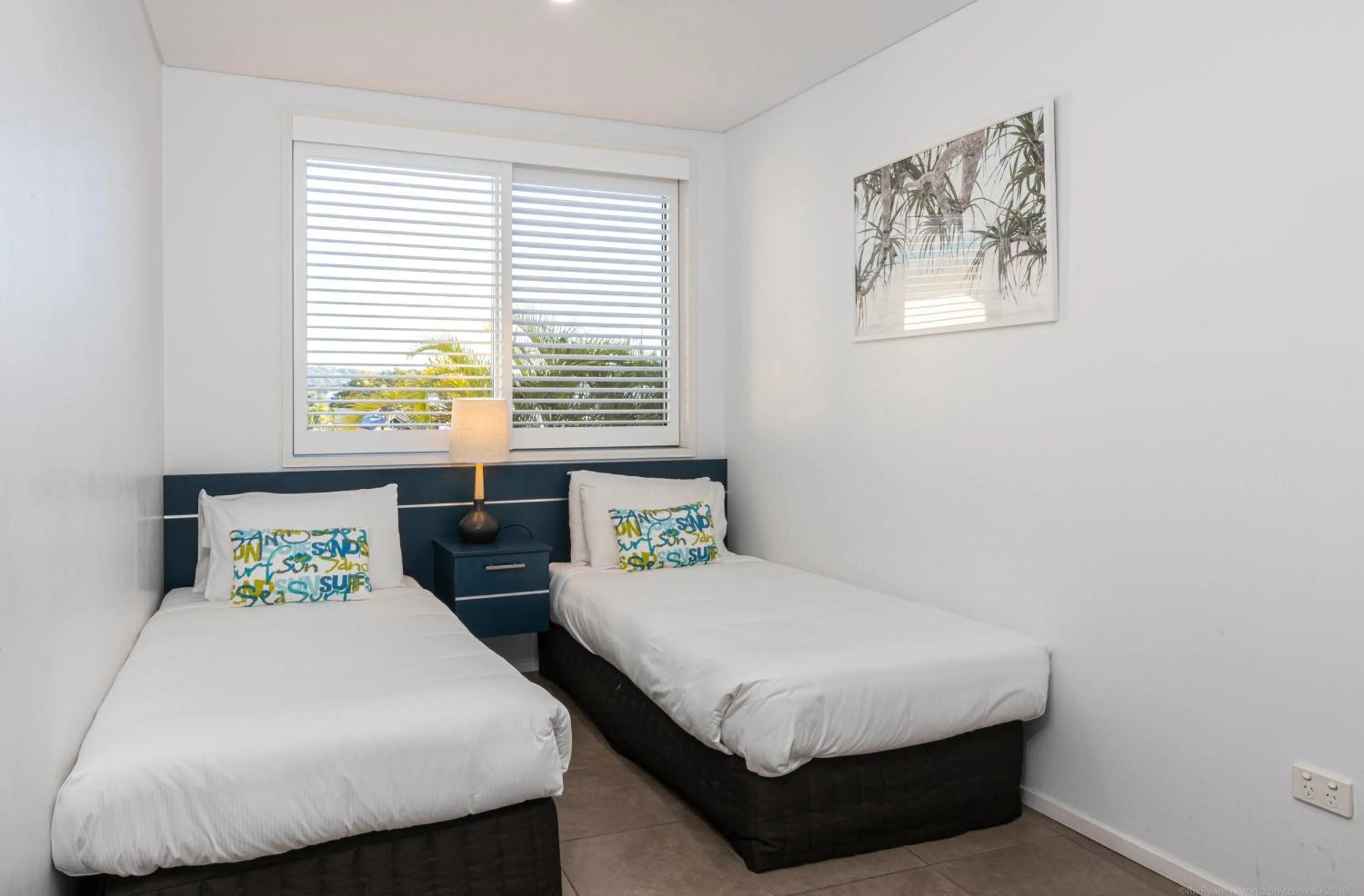 Bedroom, Bed in Bay Royal Apartments