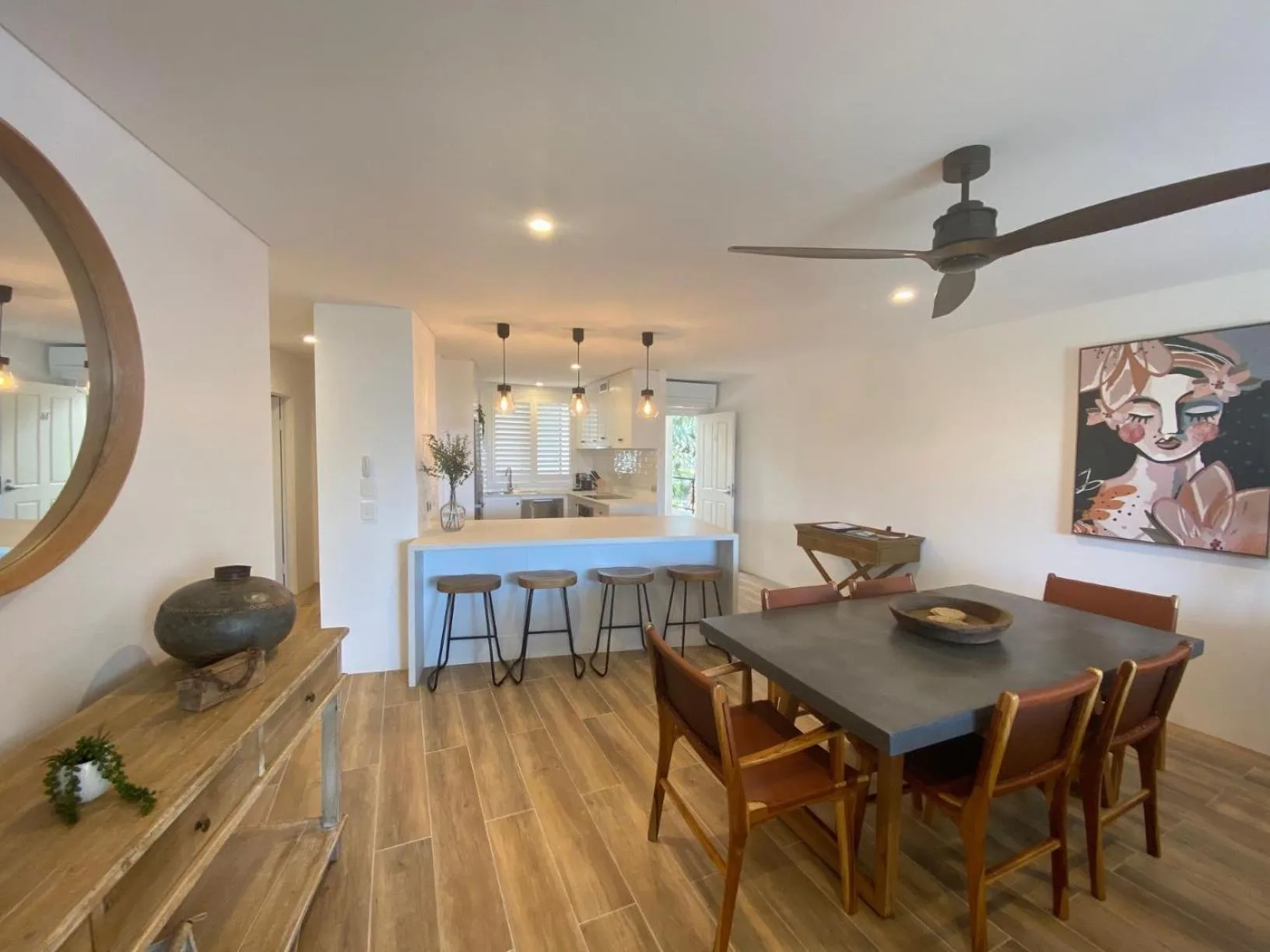 Living room in Bay Royal Apartments