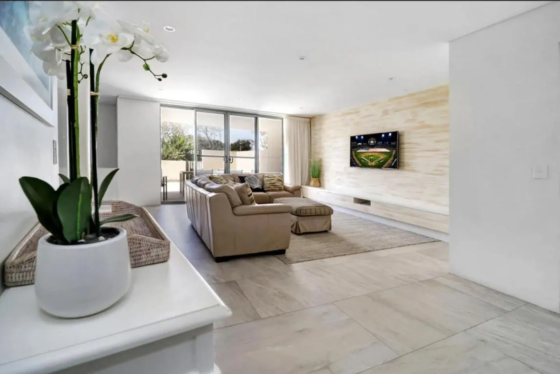 Bay Royal Apartments